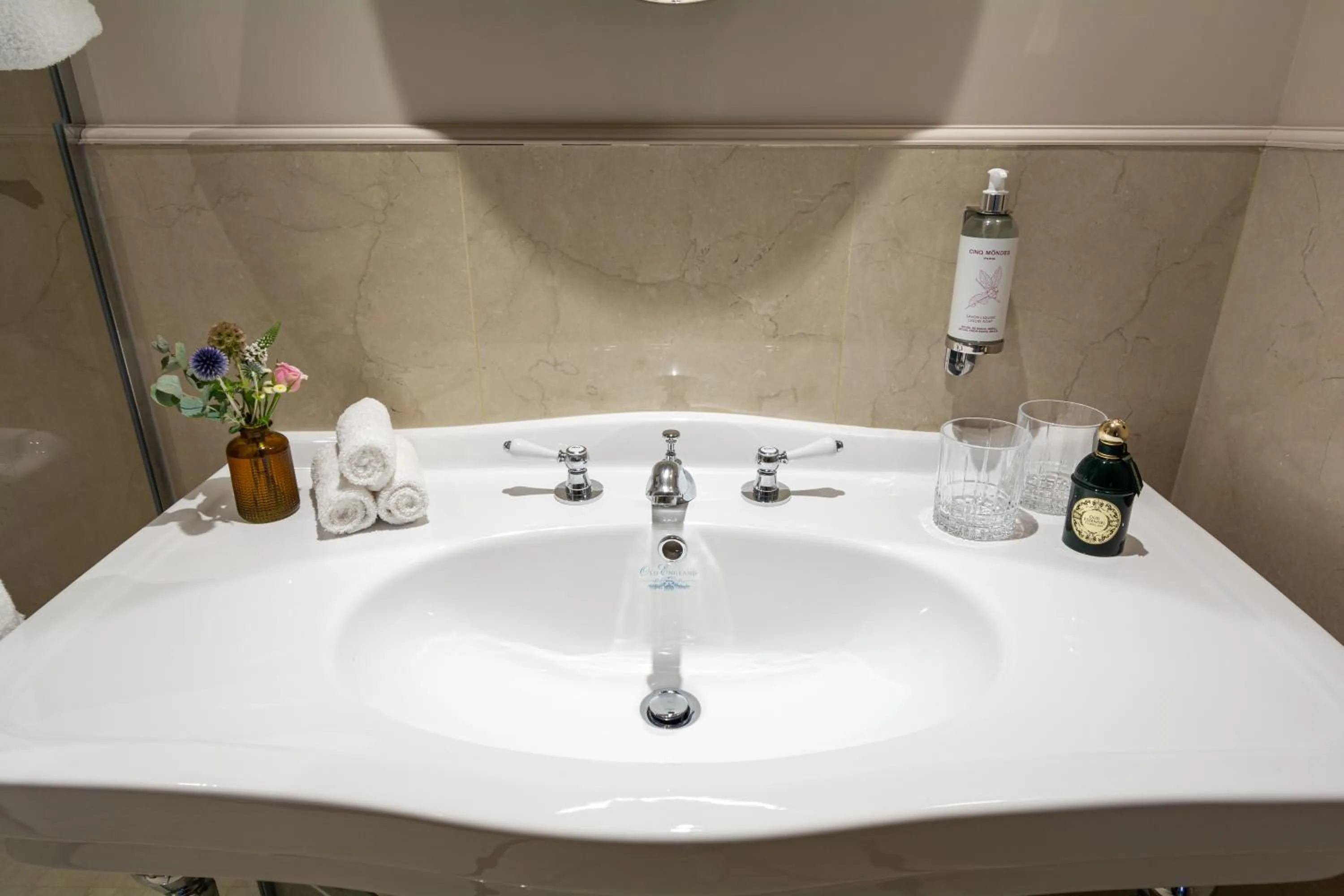 Bathroom in Hôtel & SPA Napoléon