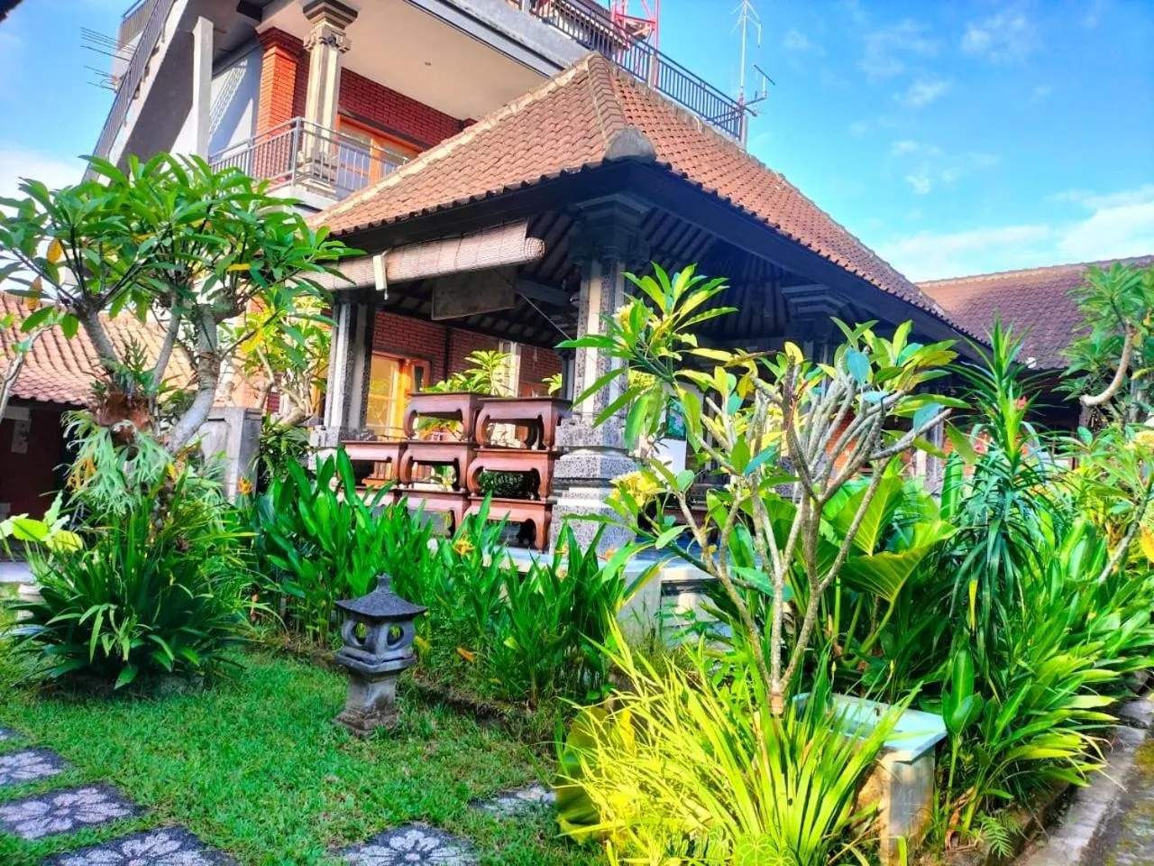 Property building in Ojek's Homestay