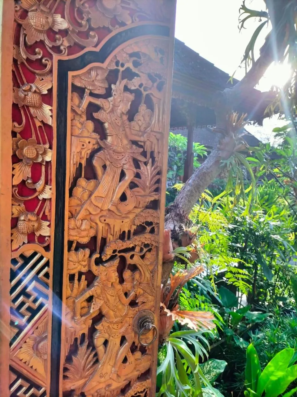 Facade/entrance in Ojek's Homestay