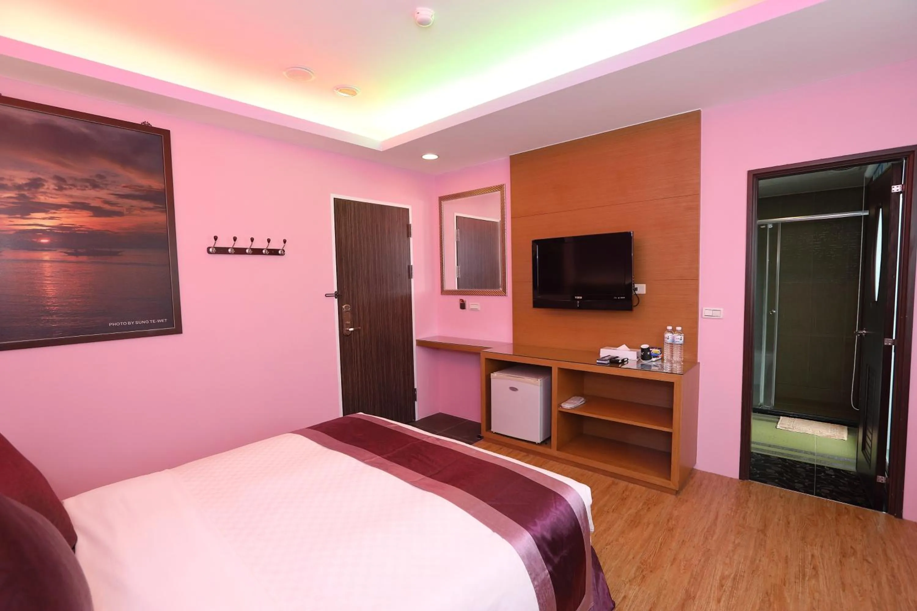 Photo of the whole room, Bed in Hang Hai B&B