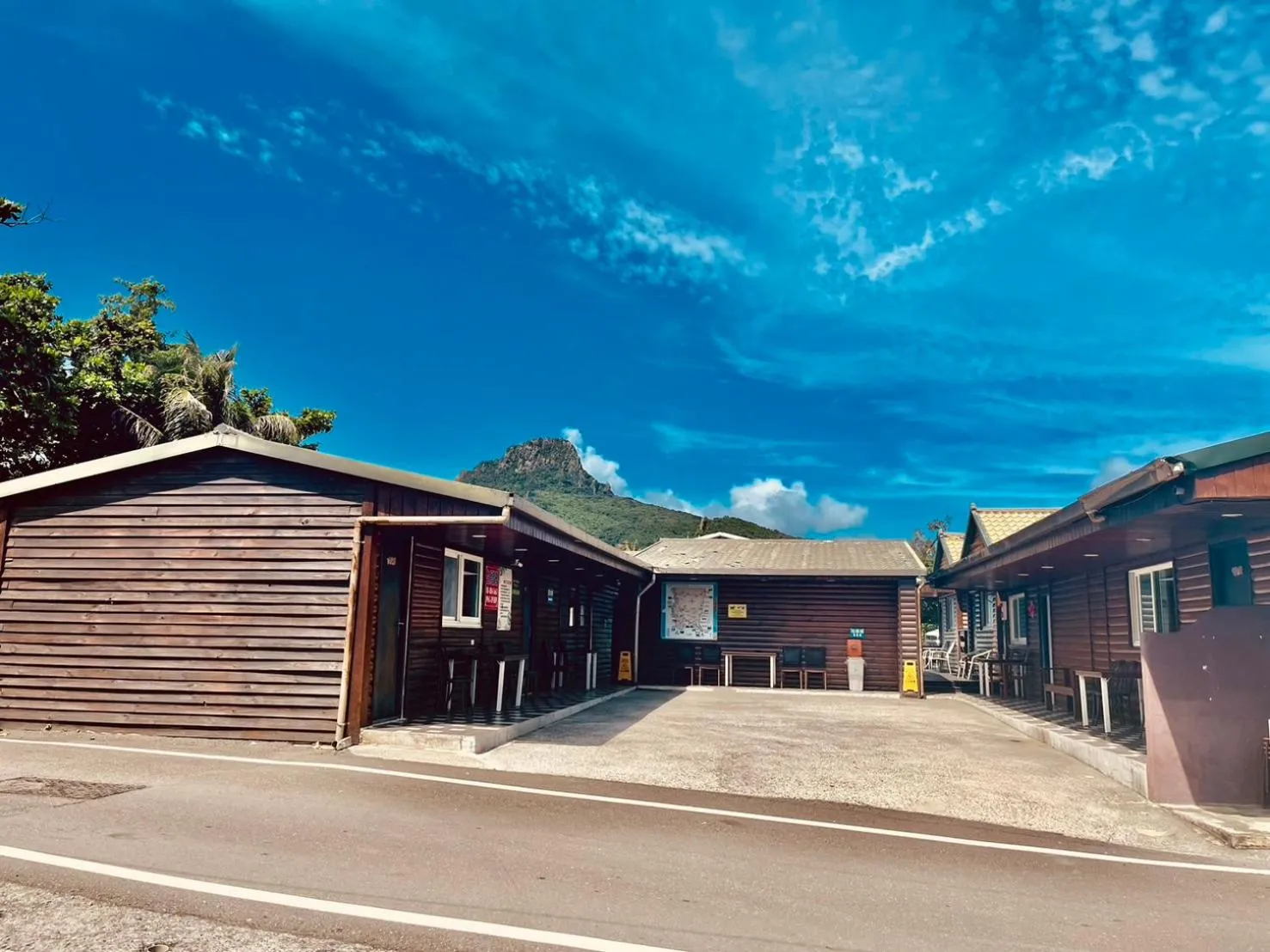 Property building in Hai Yuan Bungalow II