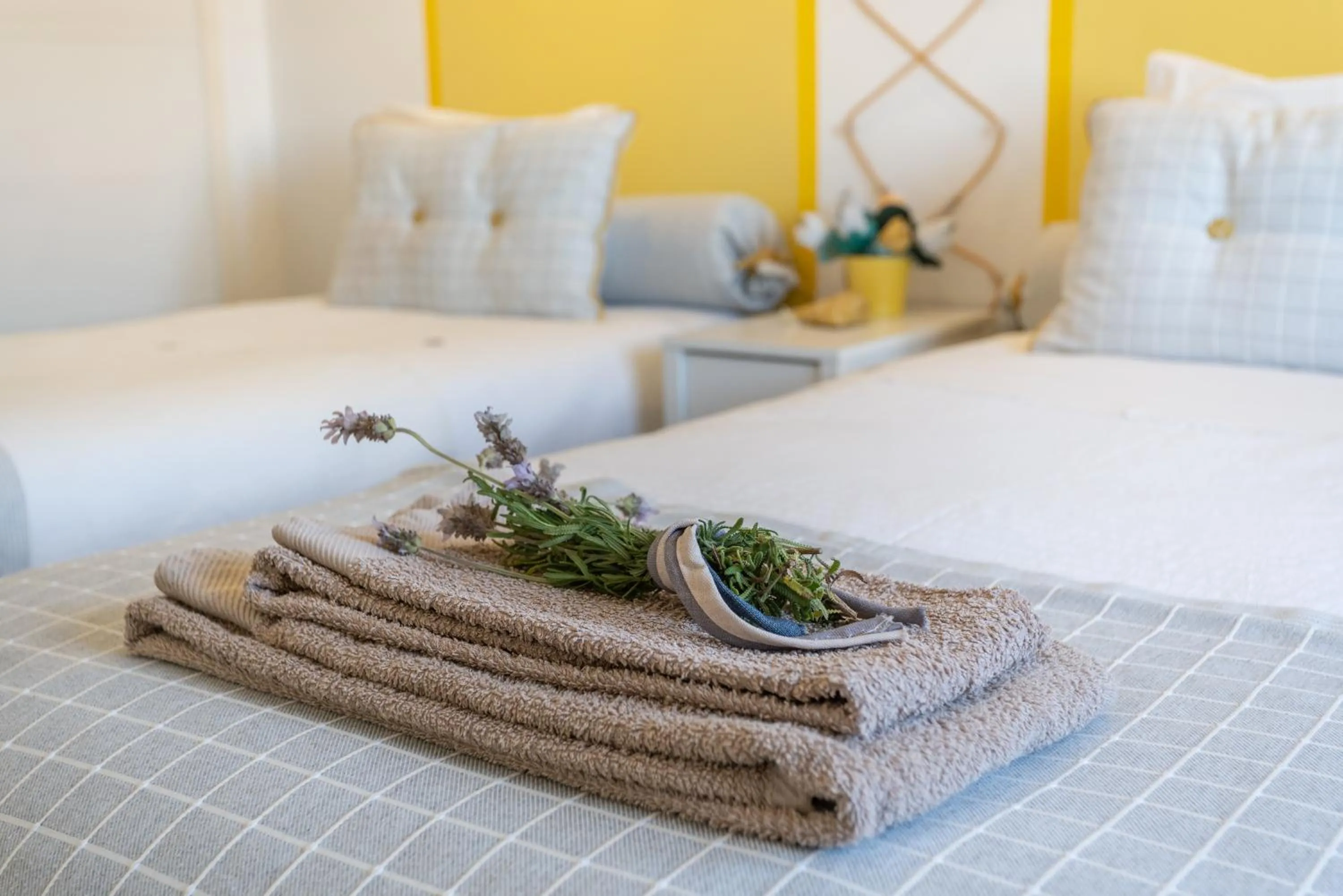 Decorative detail, Bed in Casas da Formosa - Downtown Alegria B&B