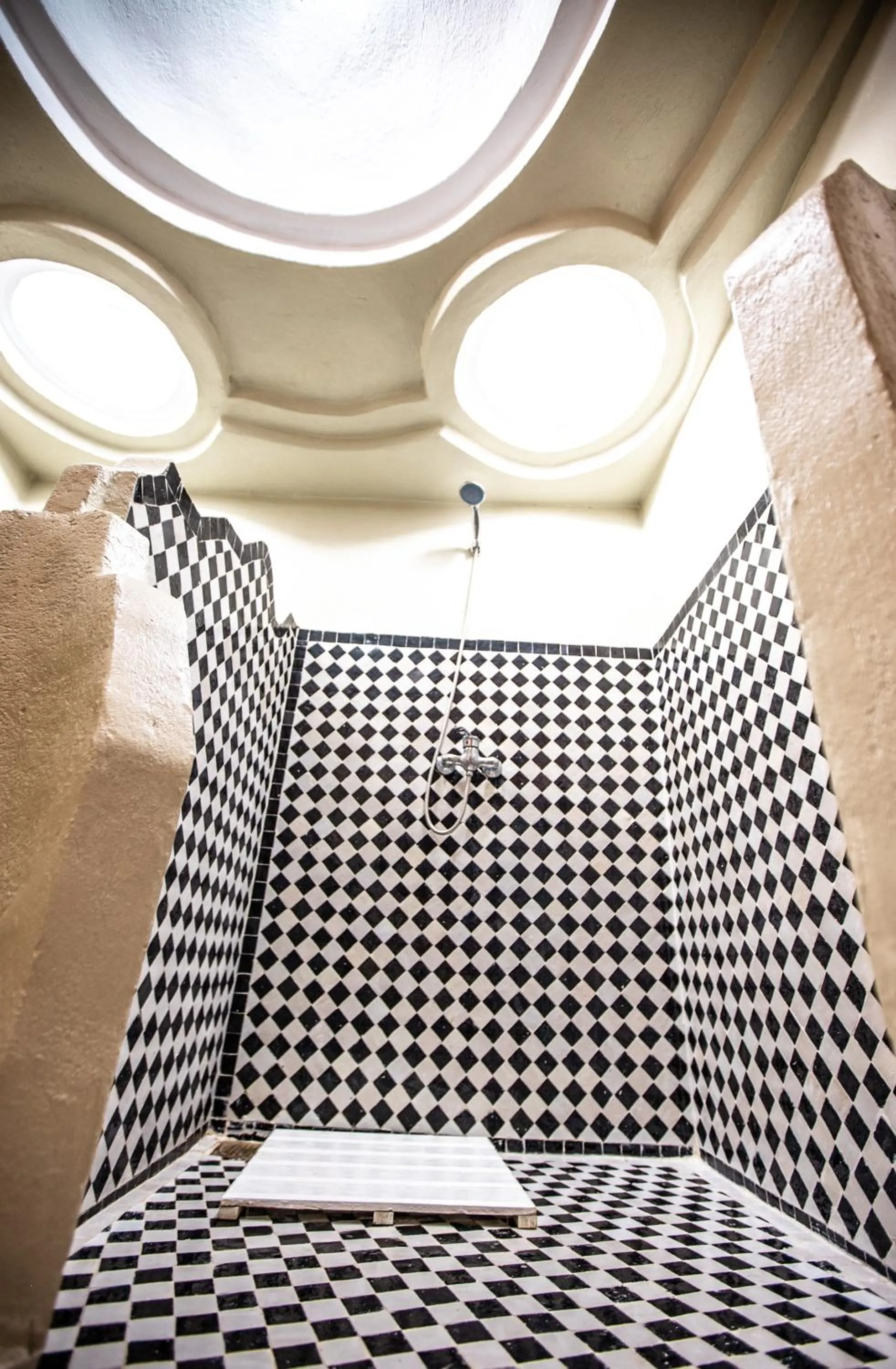 Shower in Riad Merzouga Dunes