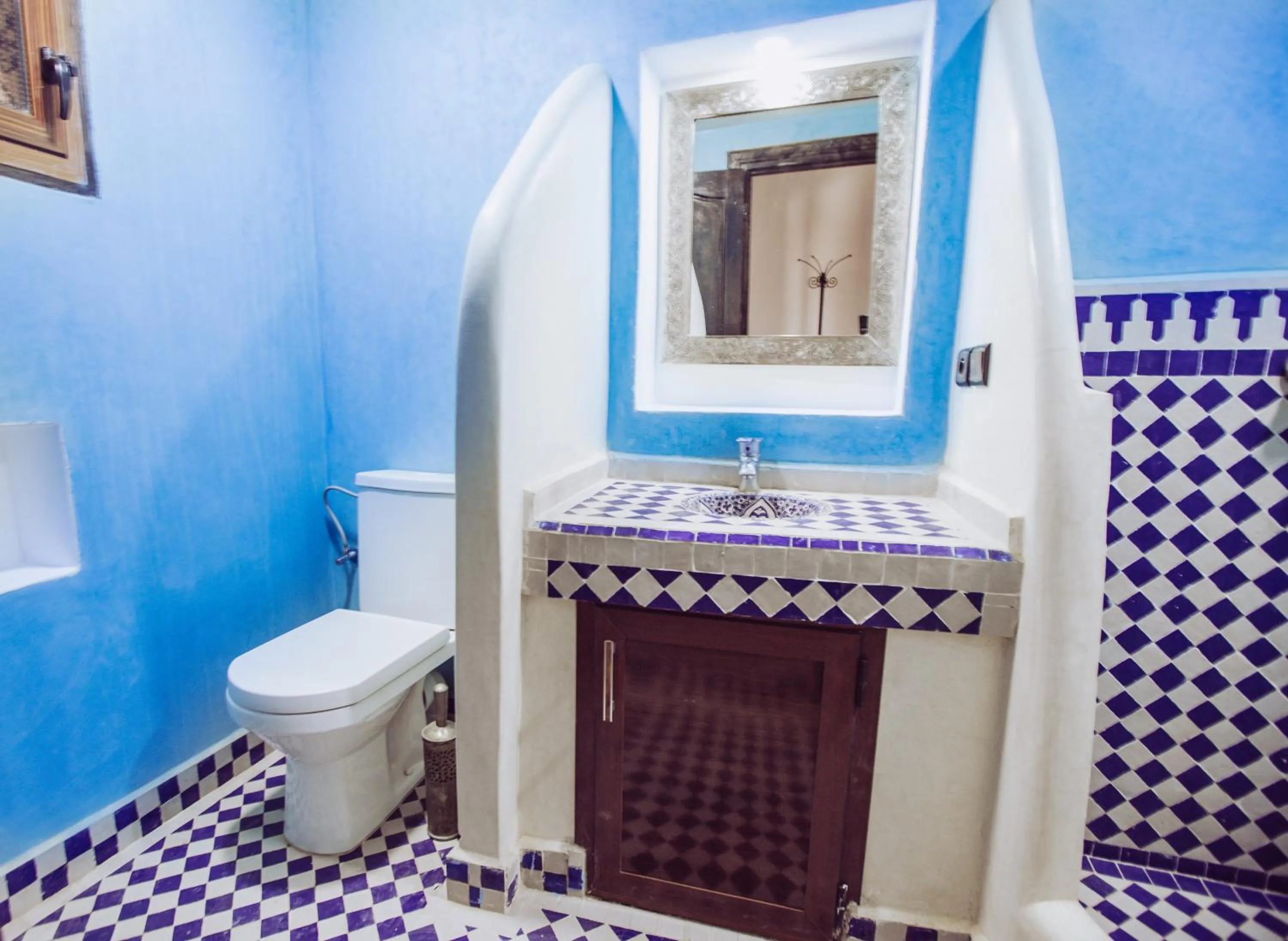 Bathroom in Riad Merzouga Dunes