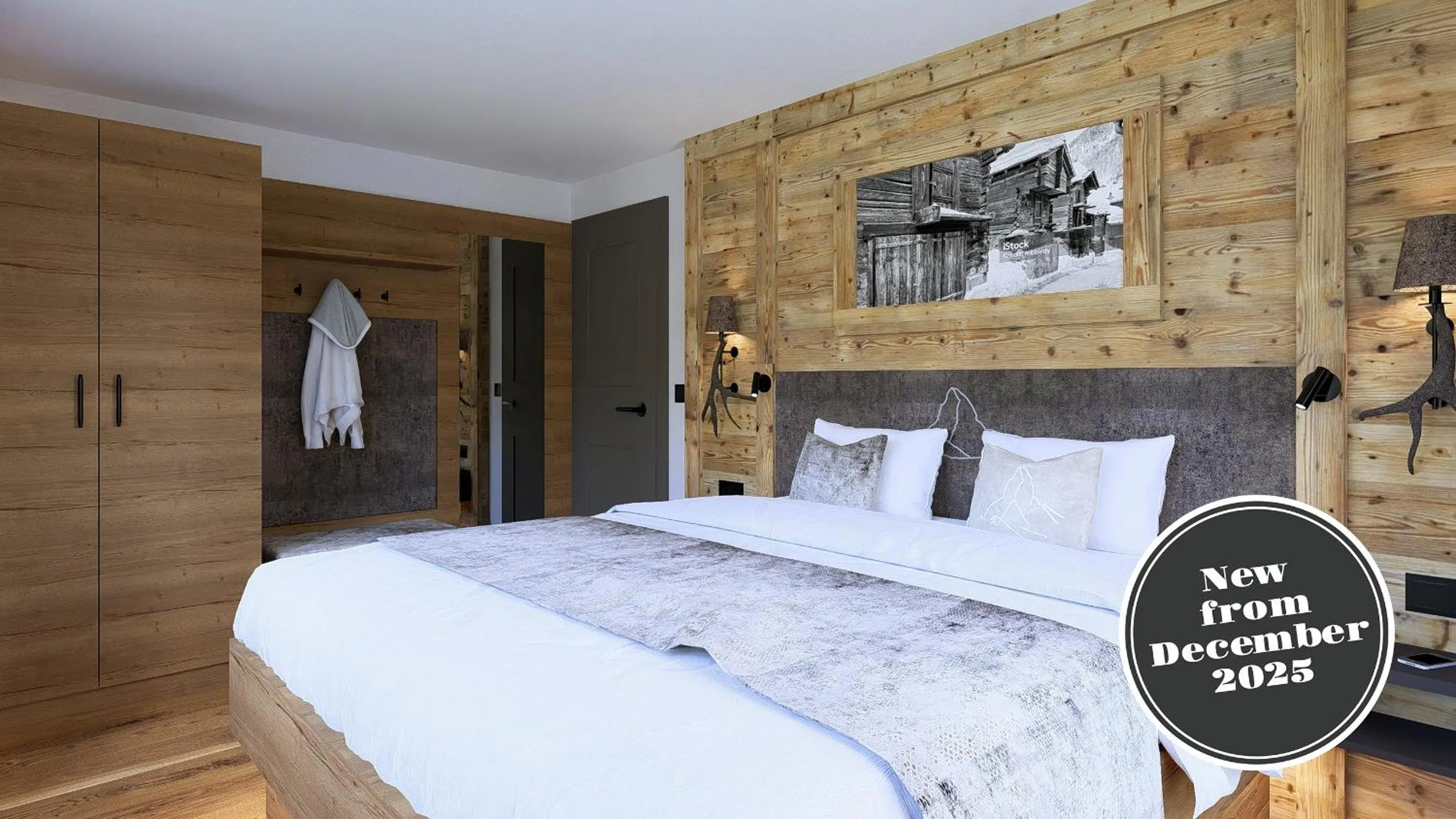 Bedroom, Bed in La Perle Apartments