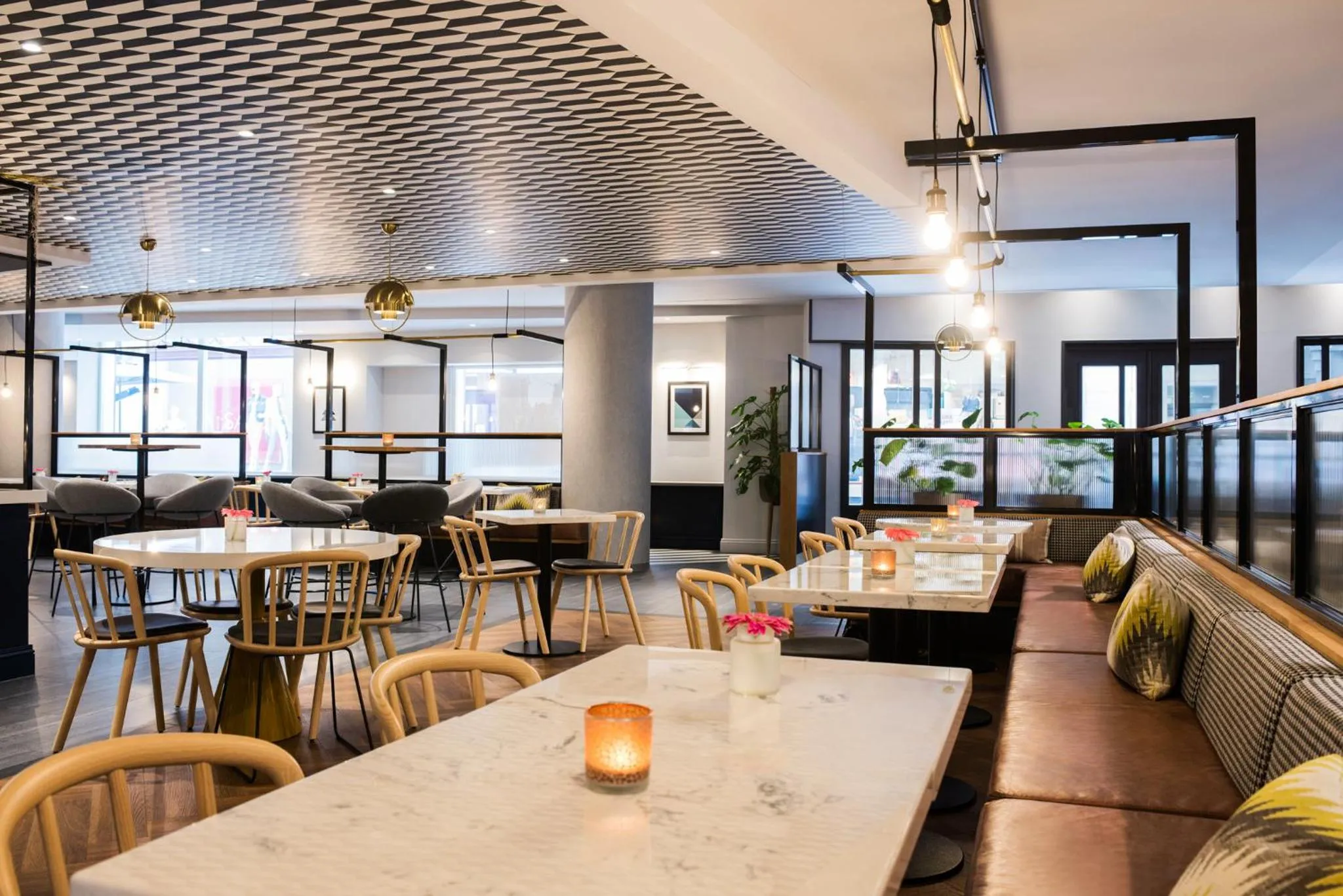 Restaurant/places to eat in Novotel Den Haag City Centre