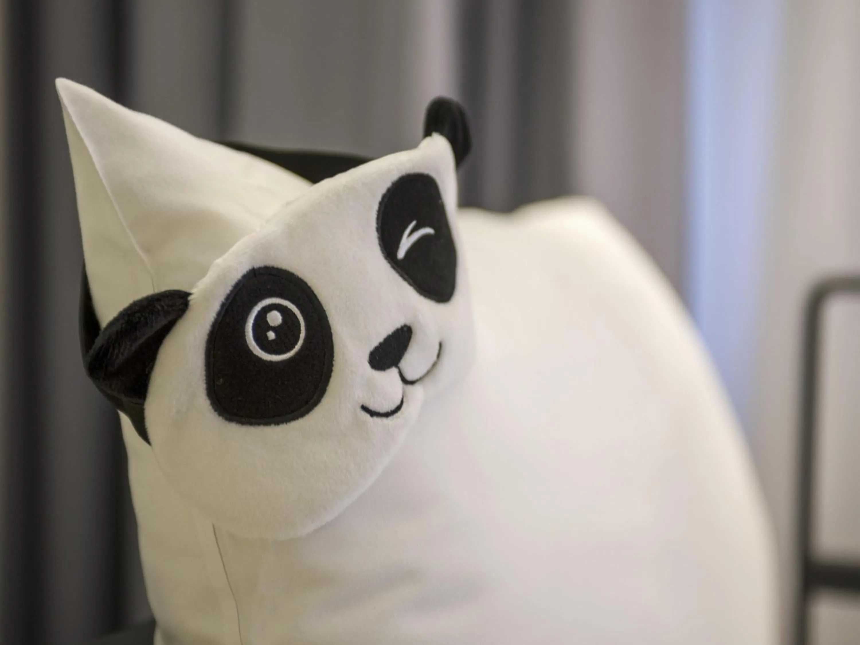 Bedroom in Novotel Den Haag City Centre