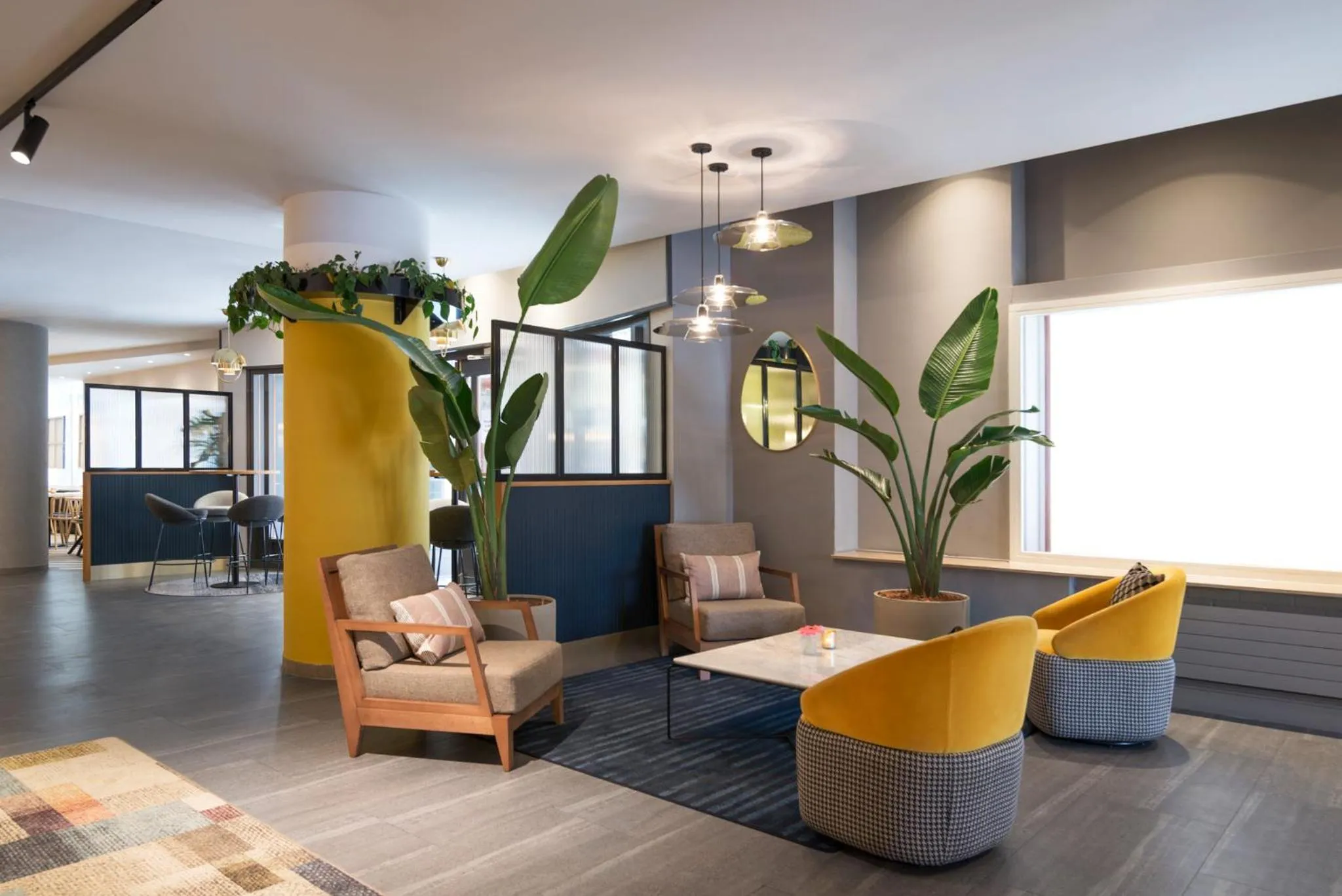 Lobby or reception in Novotel Den Haag City Centre