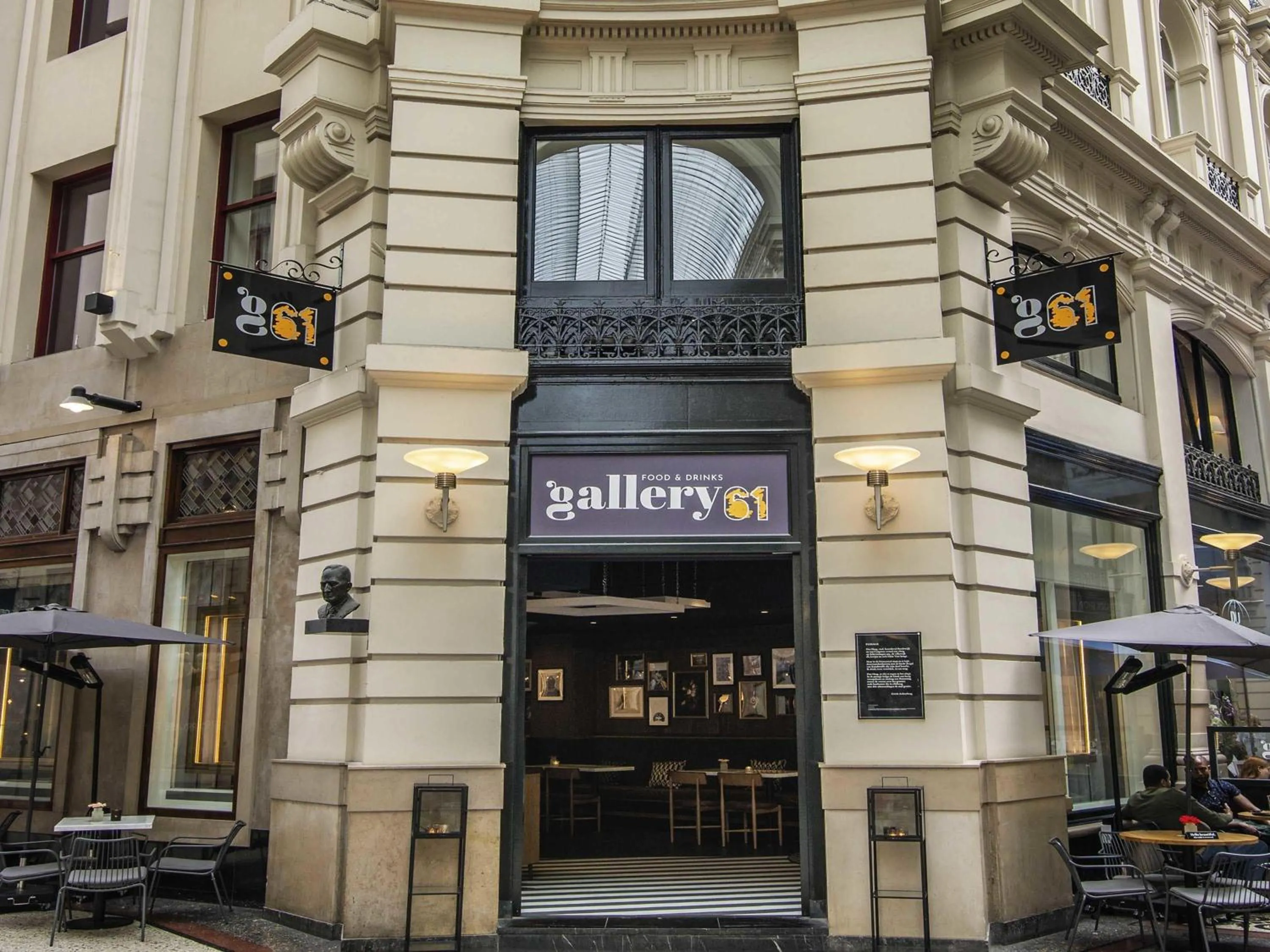 Restaurant/places to eat in Novotel Den Haag City Centre