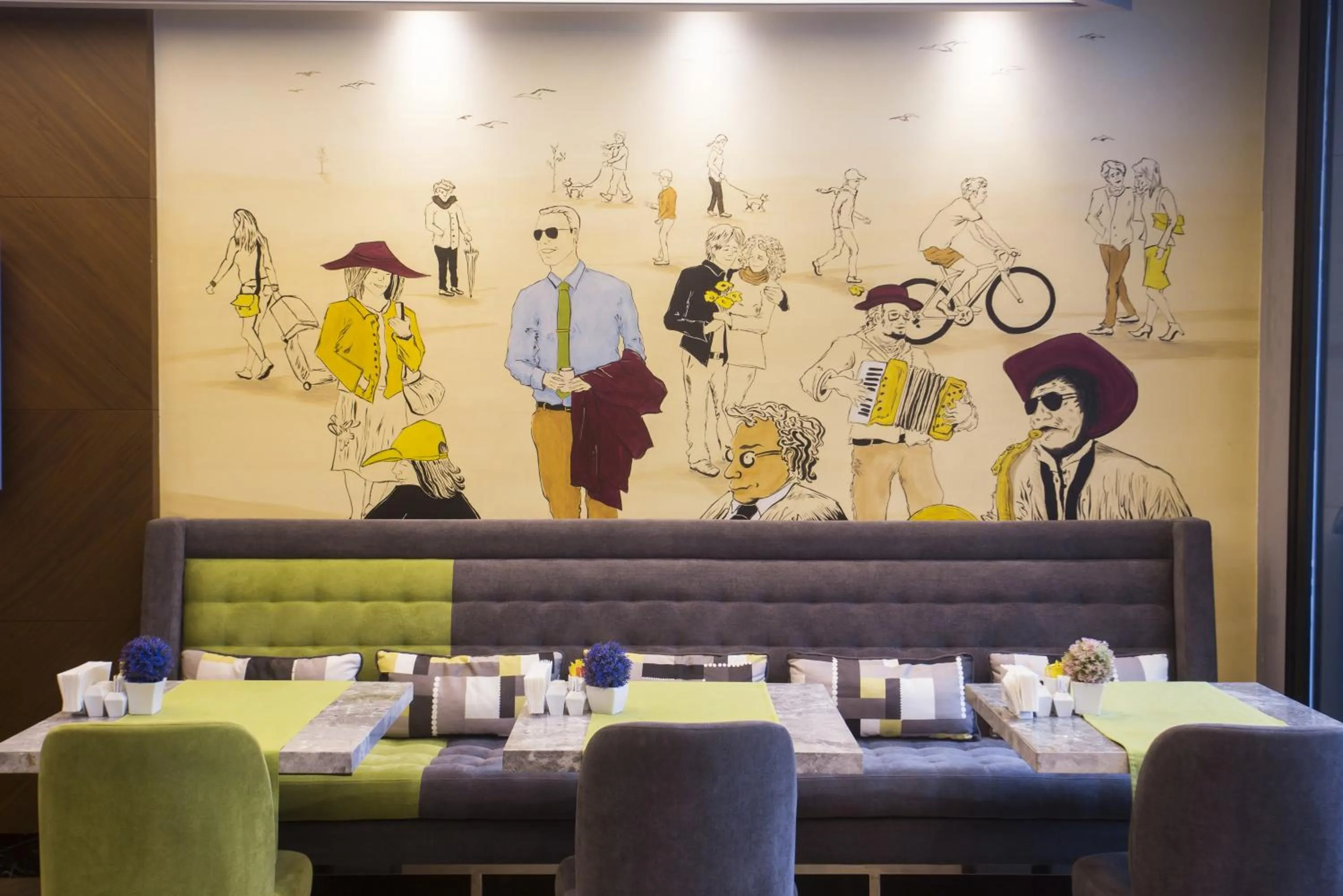 Restaurant/places to eat in Zeniva Hotel