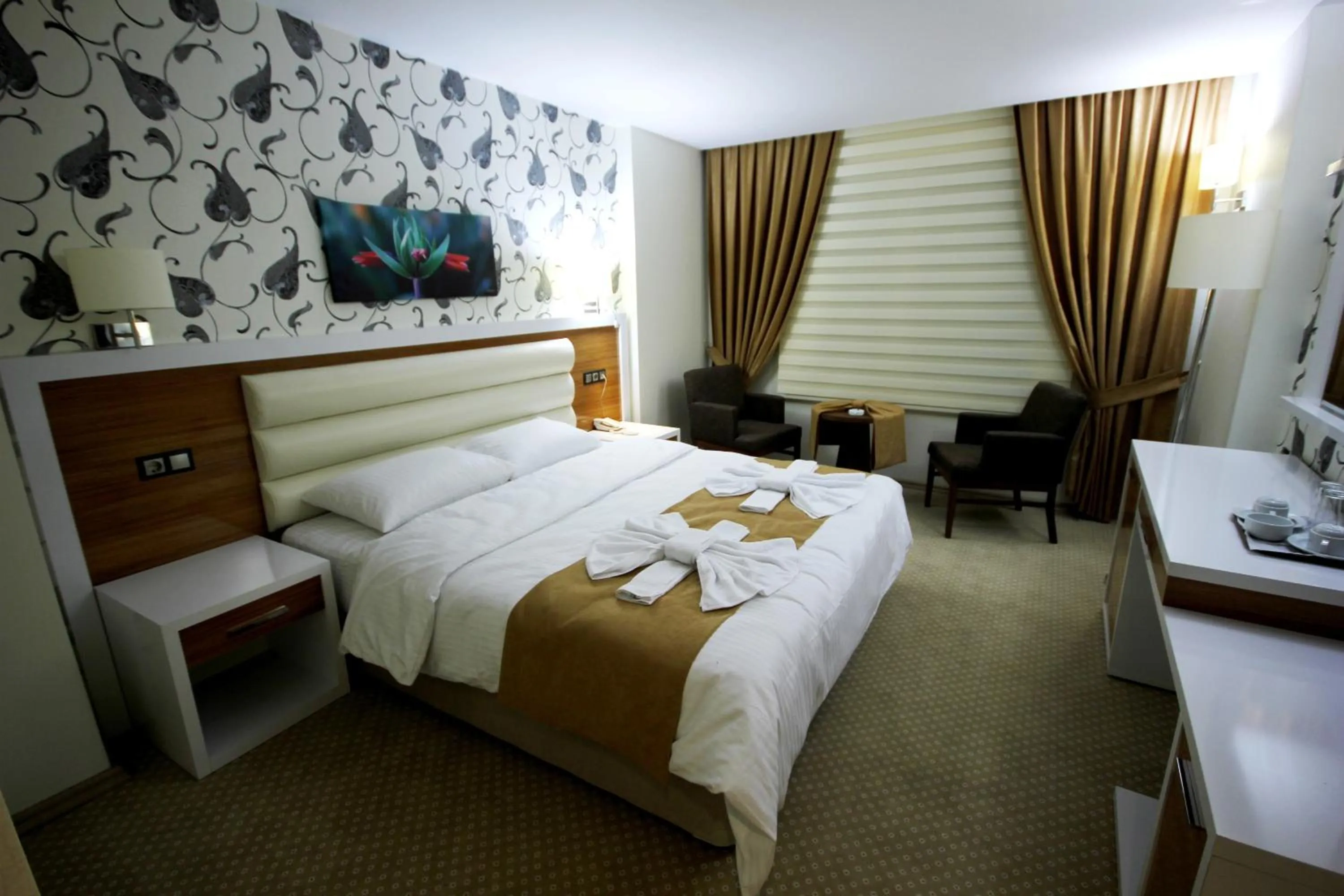 Decorative detail, Bed in The Ancient Mesopotamia Hotel