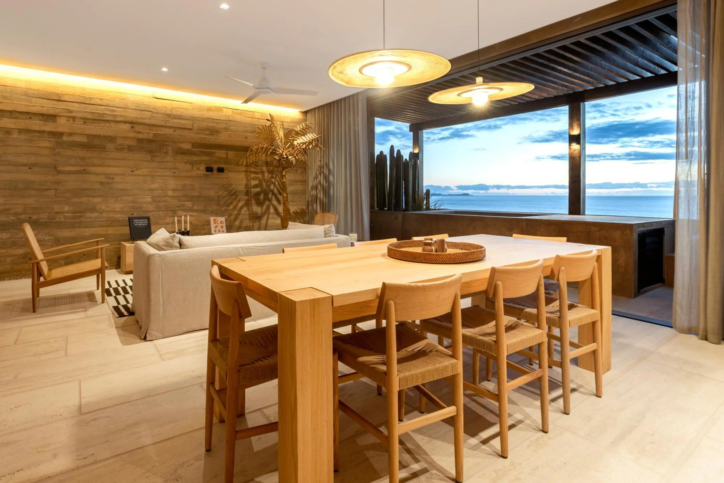 6 Guests - Amazing Views -Top Design