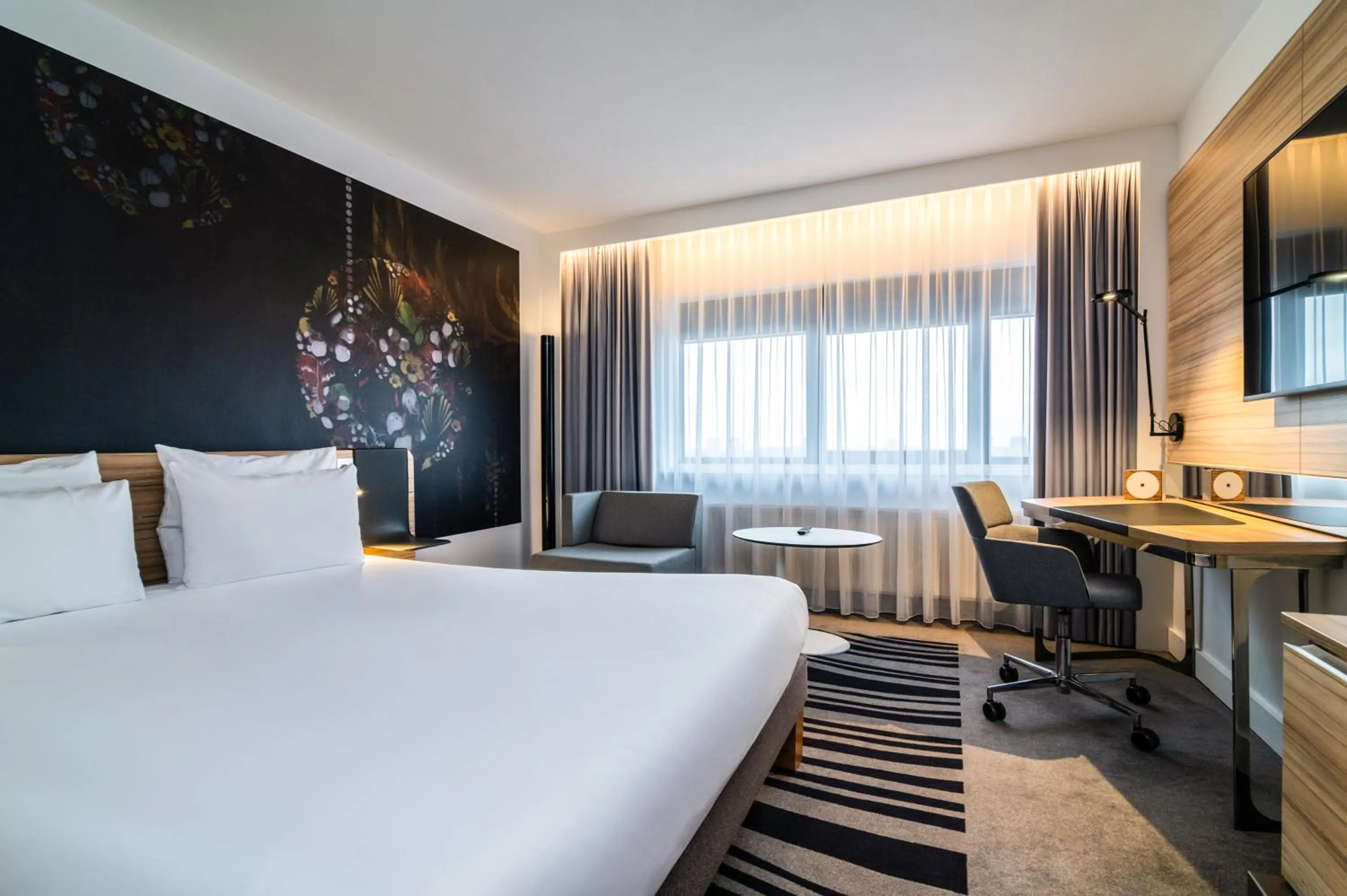 Bedroom, Bed in Novotel Amsterdam City