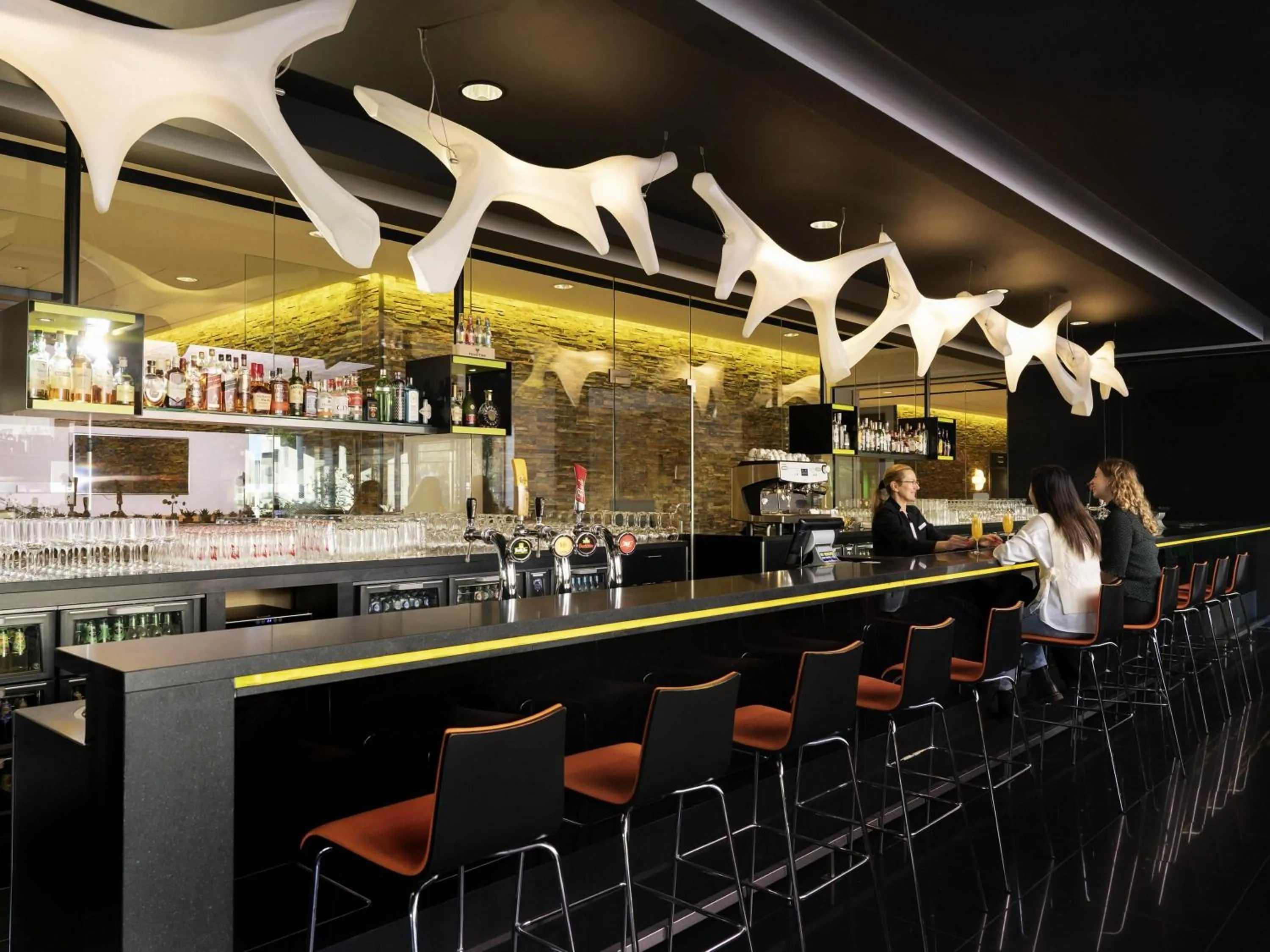 Lounge or bar in Novotel Amsterdam City