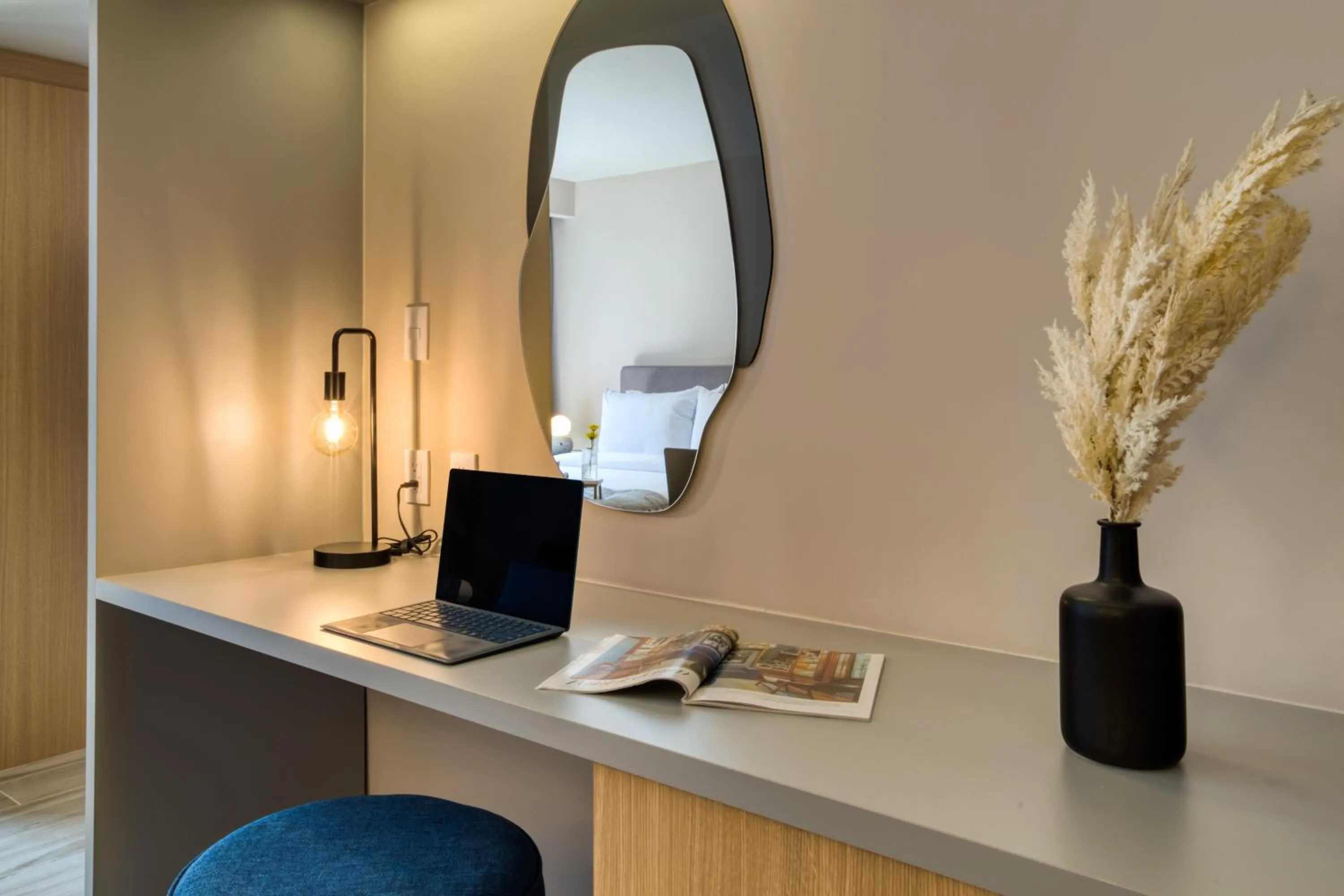 Seating area in ULIV Parque Lincoln