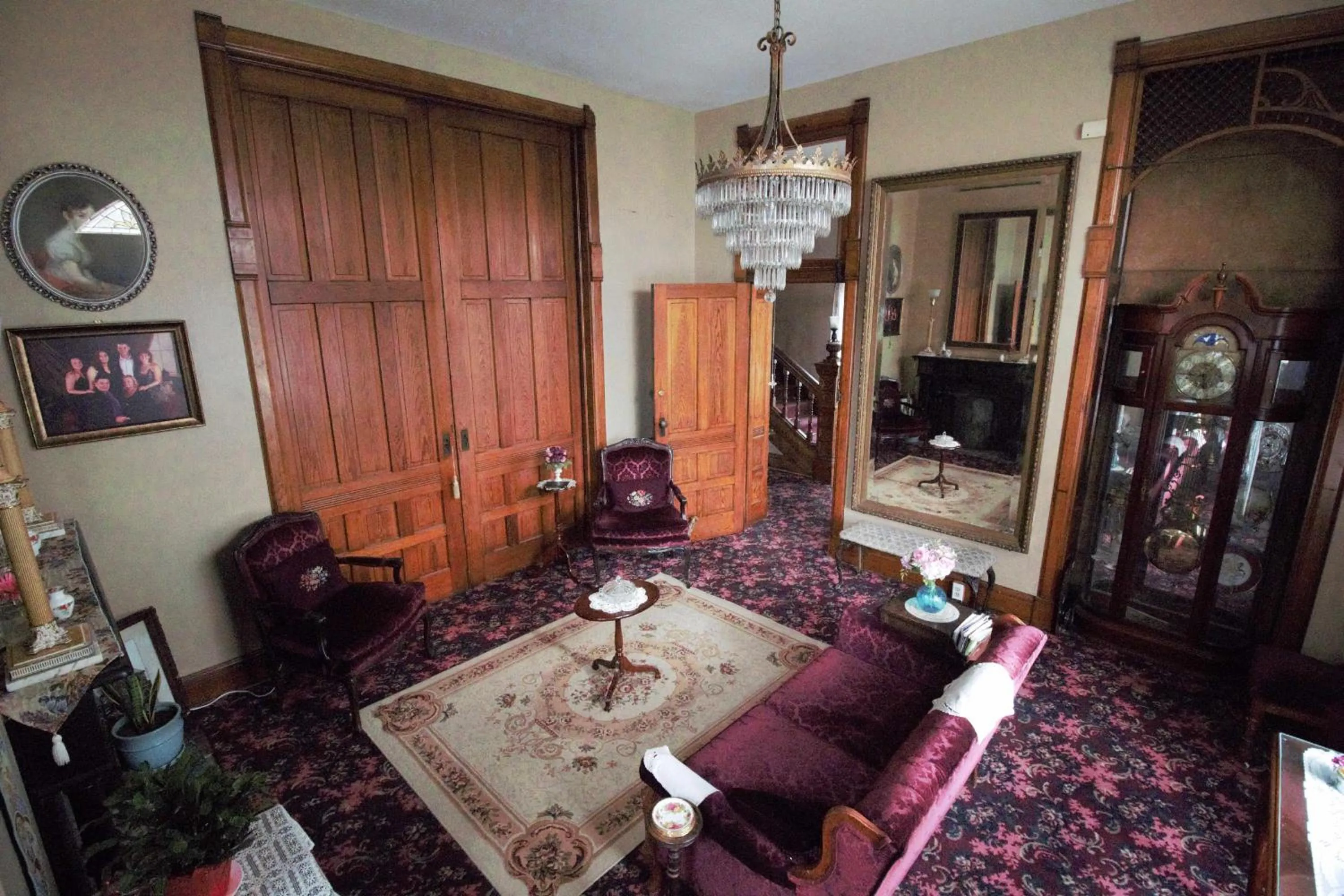 Living room in Mansion on The Mile B&B