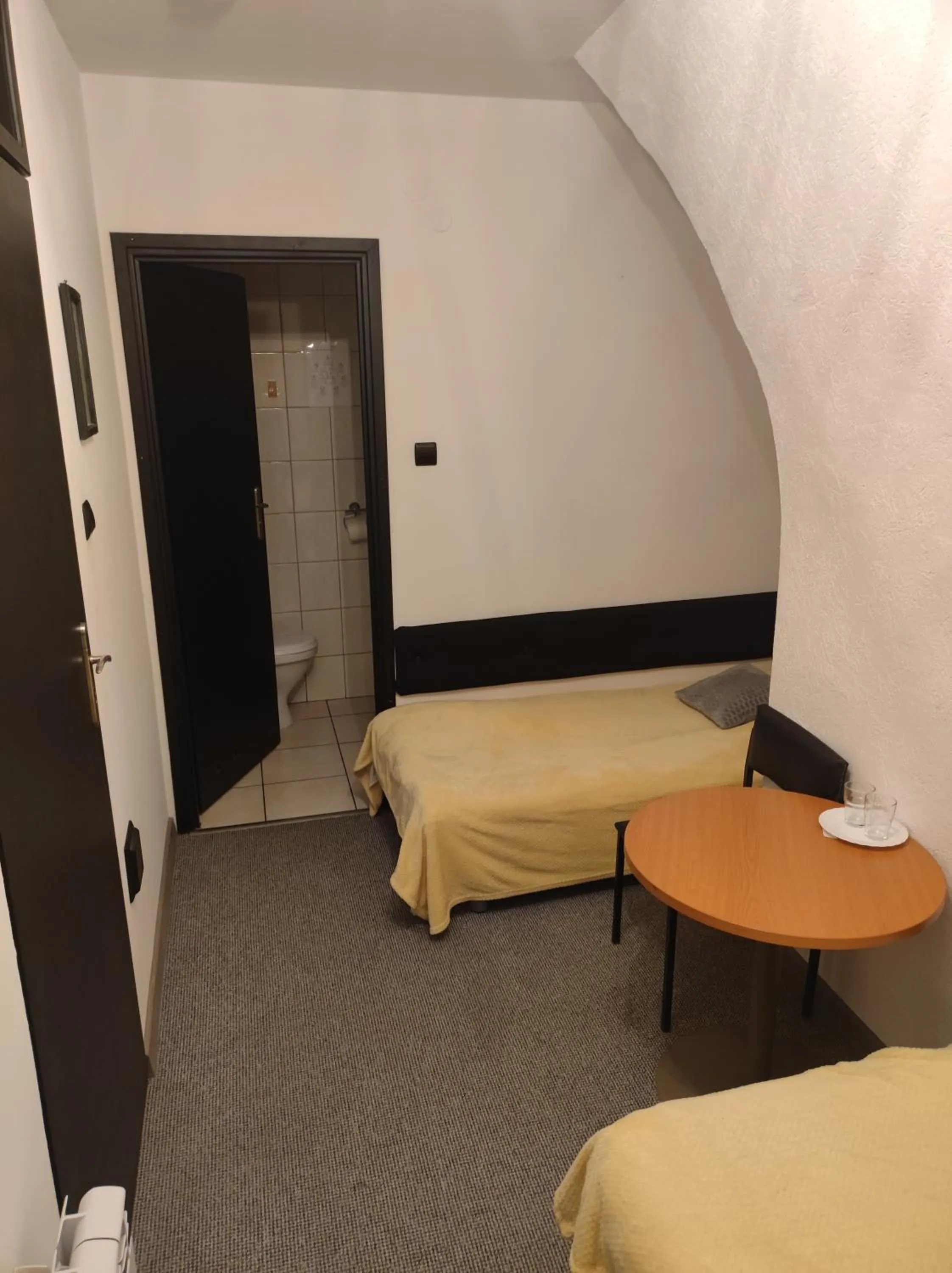 Bed in Twierdza Toruń - Fort IV