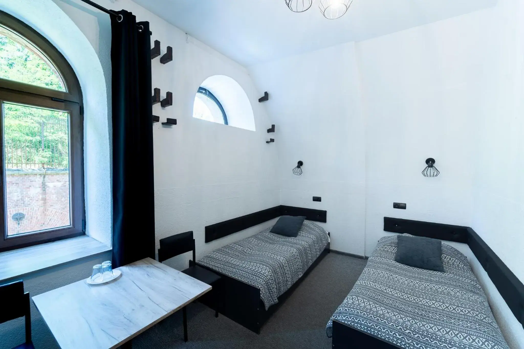 Triple Room with Private Bathroom in Twierdza Toruń - Fort IV Triple Room with Private Bathroom in Twierdza Toruń - Fort IV