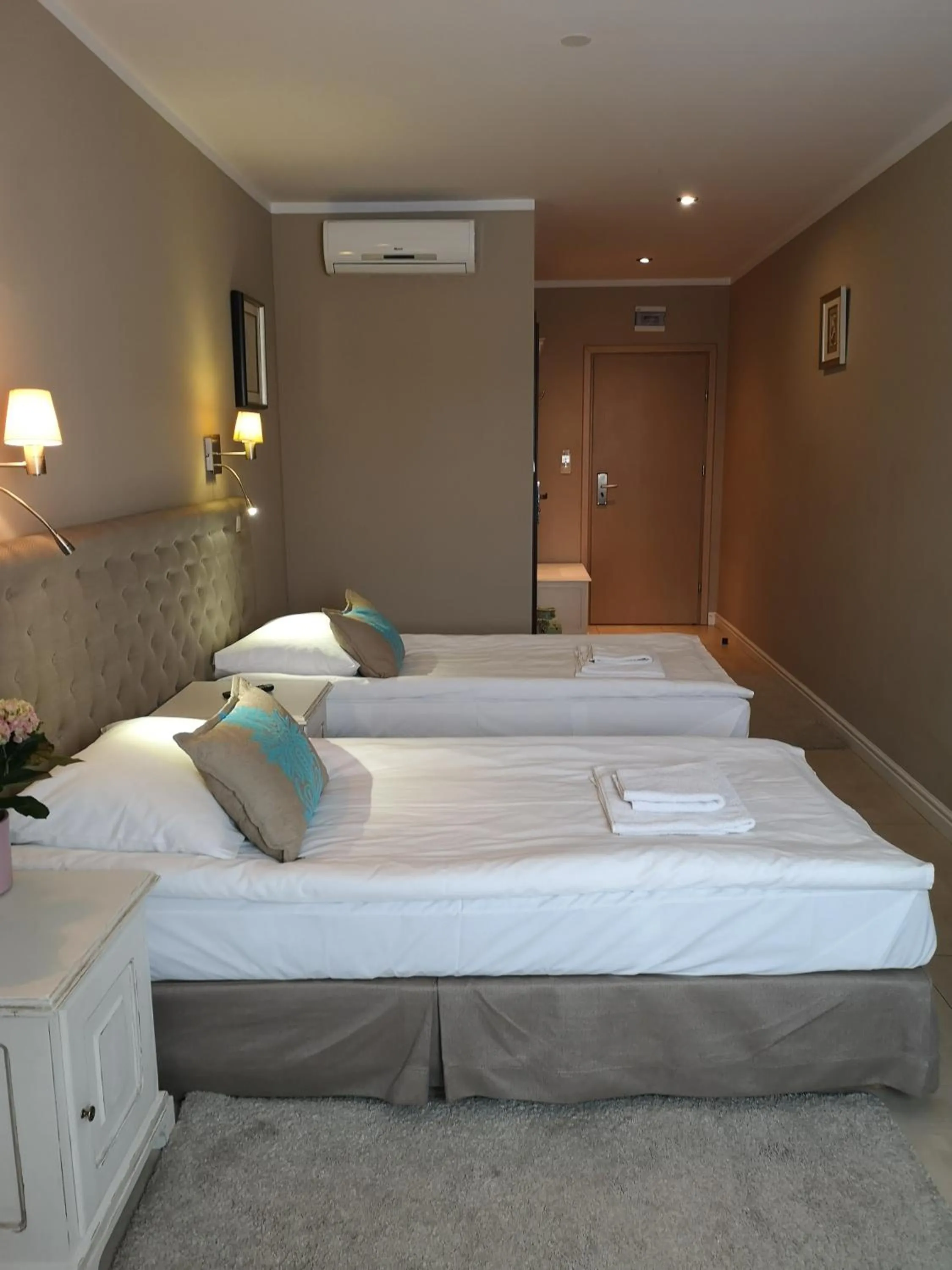 Bed in Riviera Resort Airport Modlin