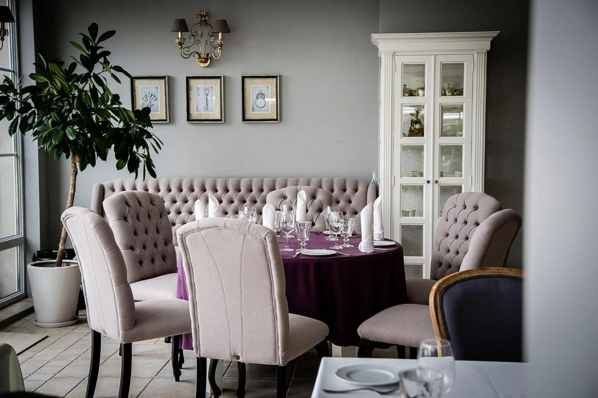 Restaurant/places to eat in Riviera Resort Airport Modlin