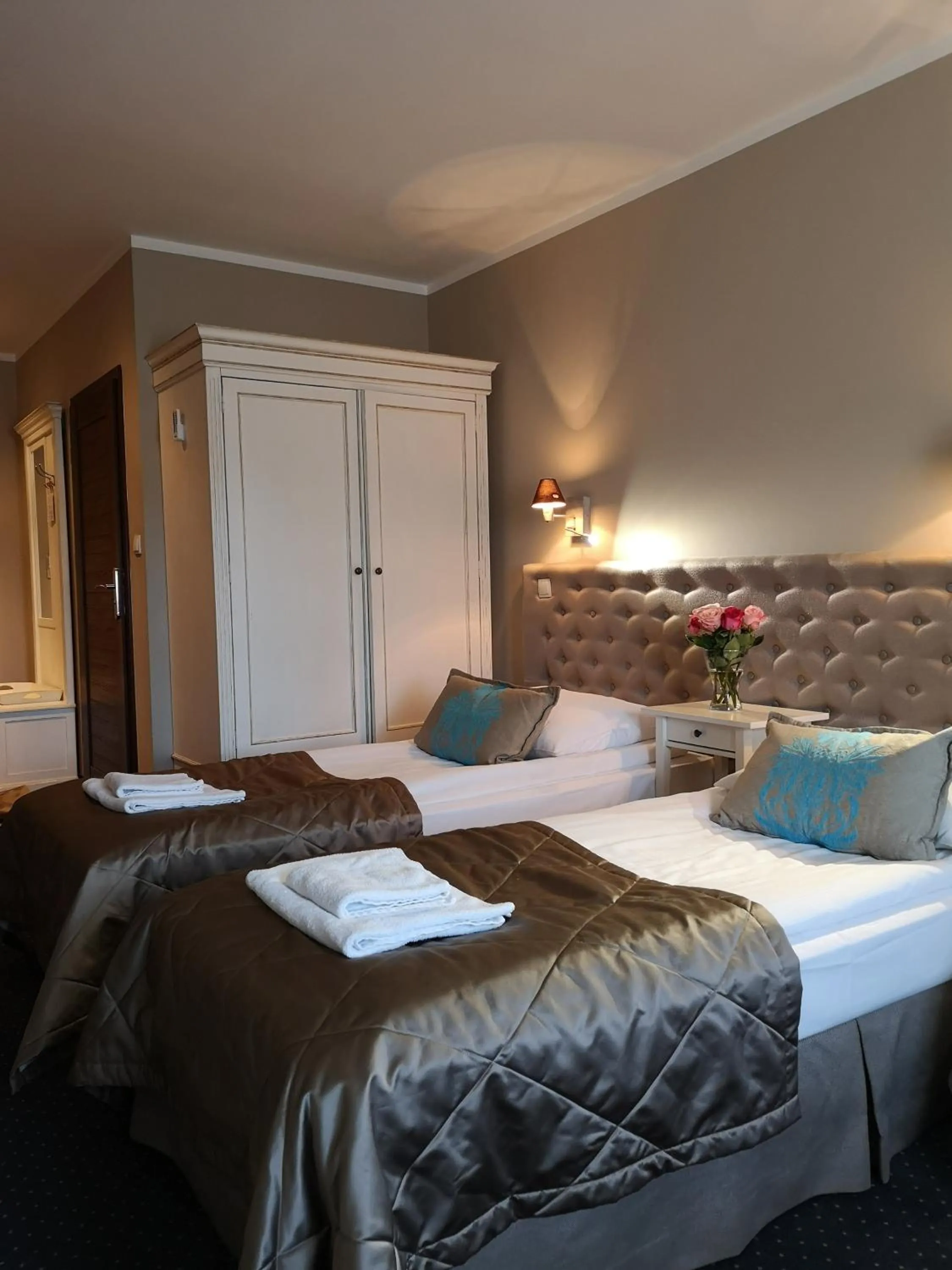 Bed in Riviera Resort Airport Modlin