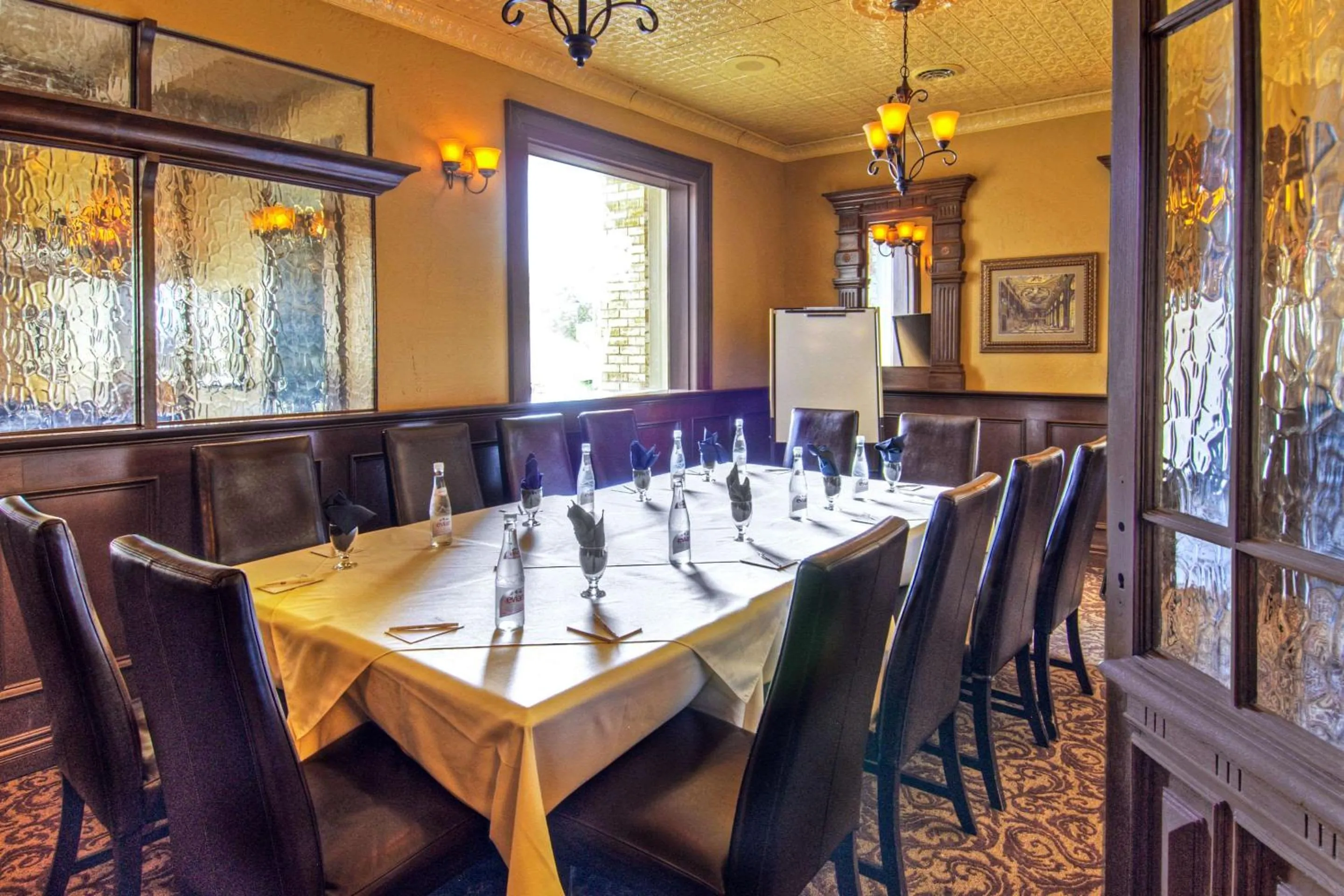 On site in The Parlour Inn, an Ascend Collection Hotel