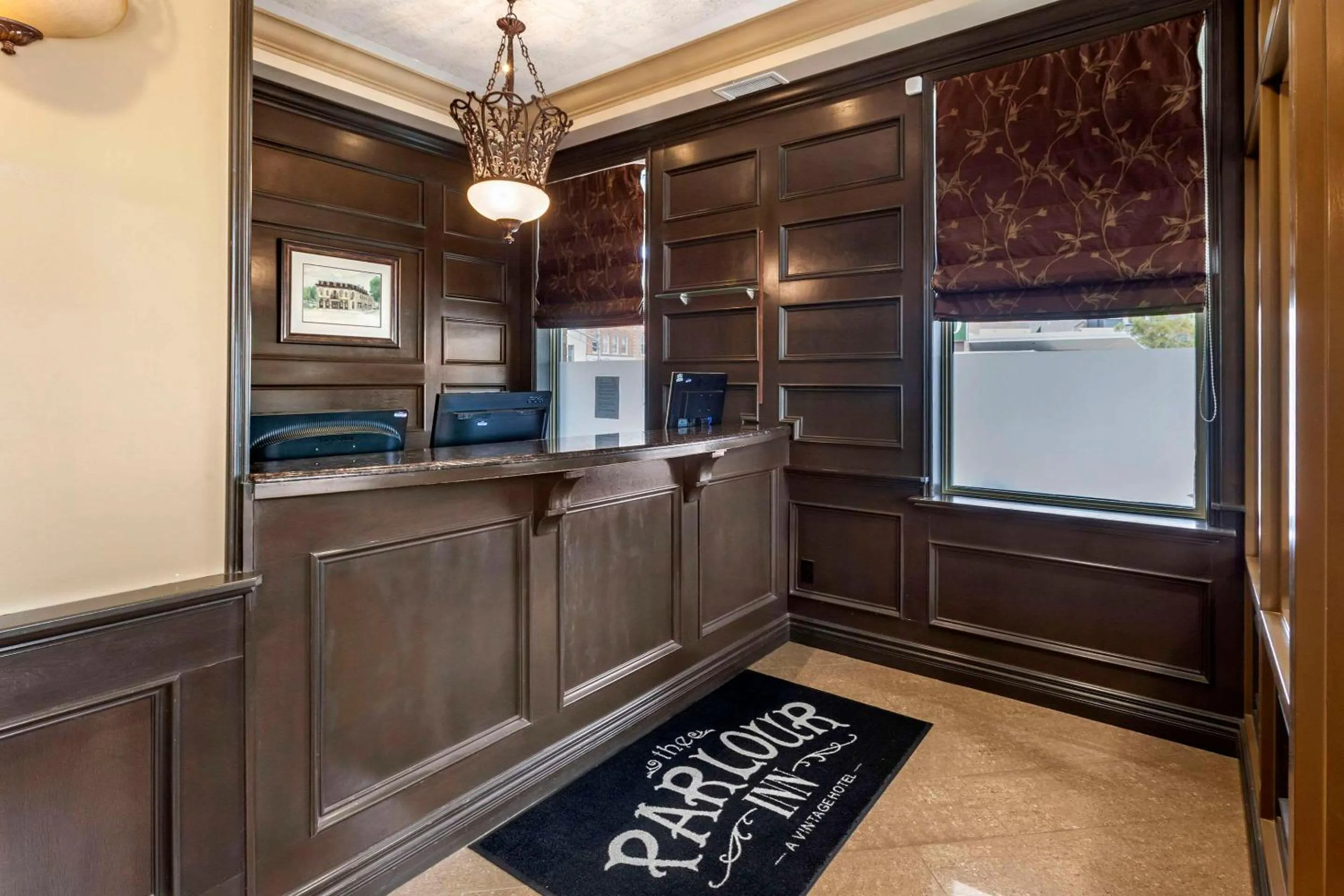 Lobby or reception in The Parlour Inn, an Ascend Collection Hotel