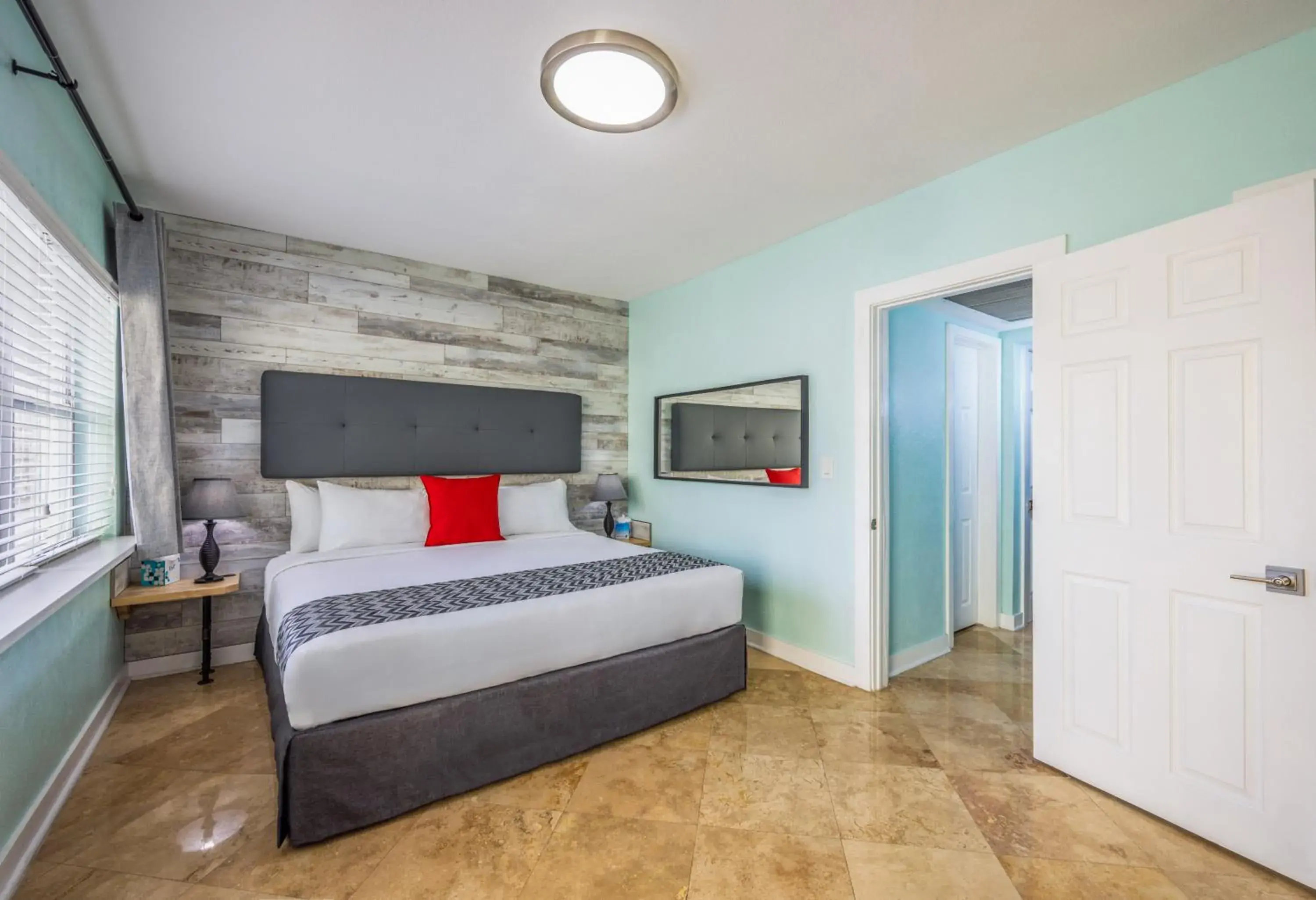 Superior Suite in Suites on South Beach Superior Suite in Suites on South Beach