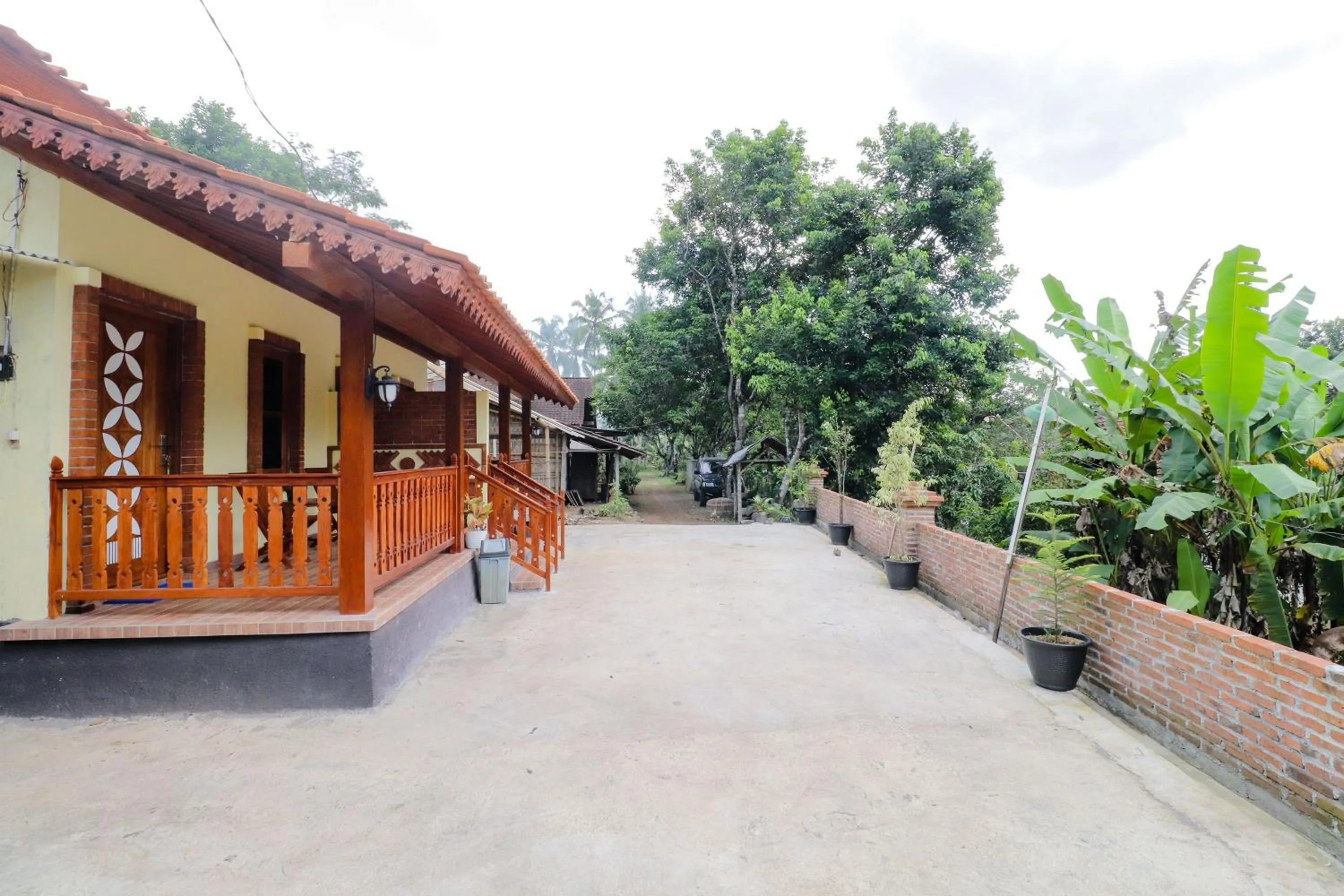 Property building in Homestay Nike Bed