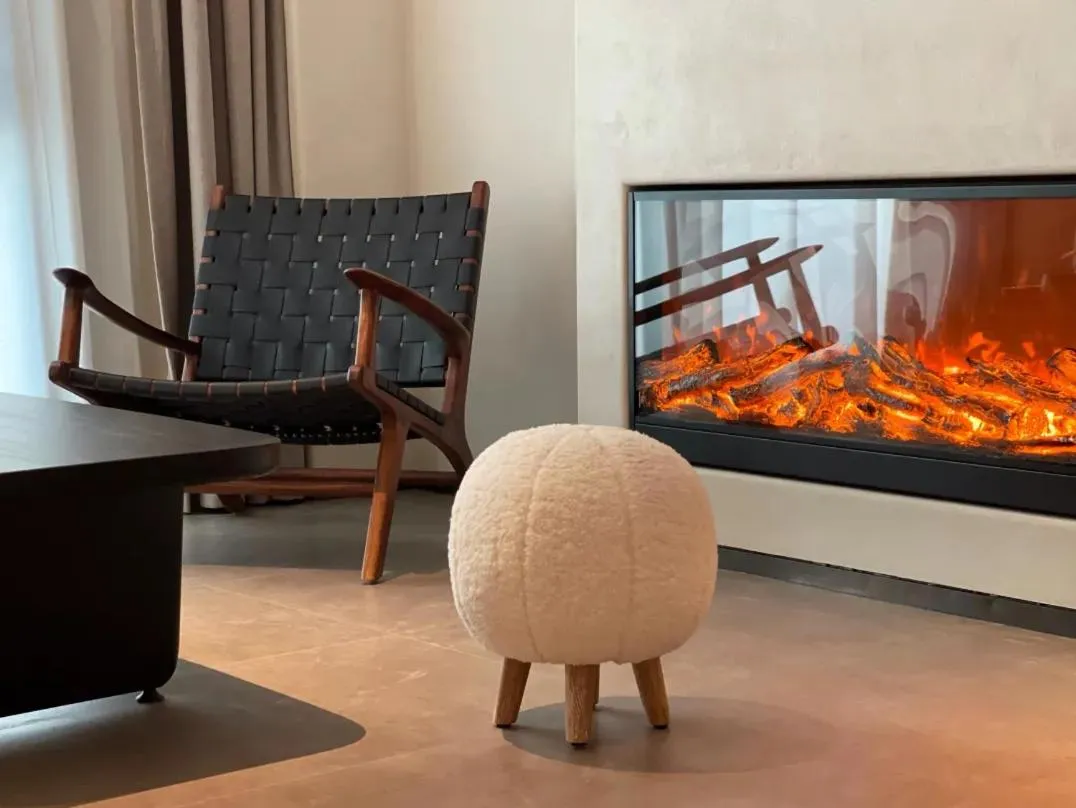 Seating area in Phoenix Hall House Hotel