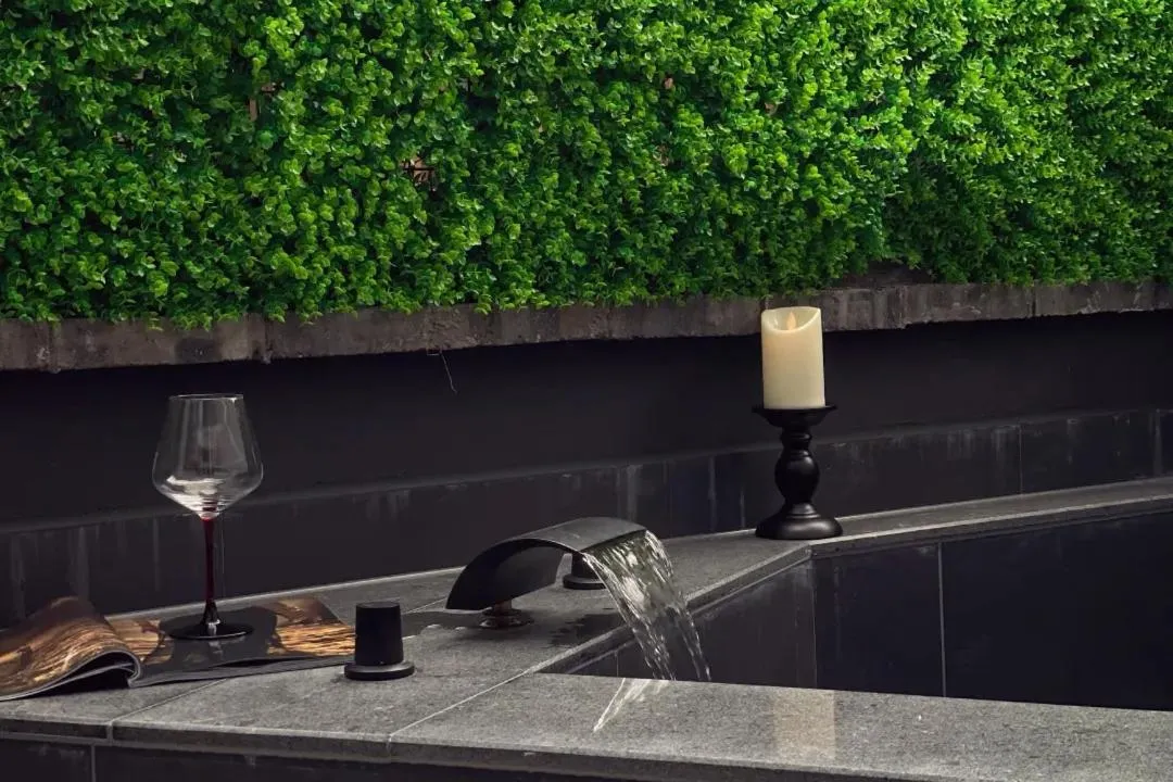 Open Air Bath in Phoenix Hall House Hotel