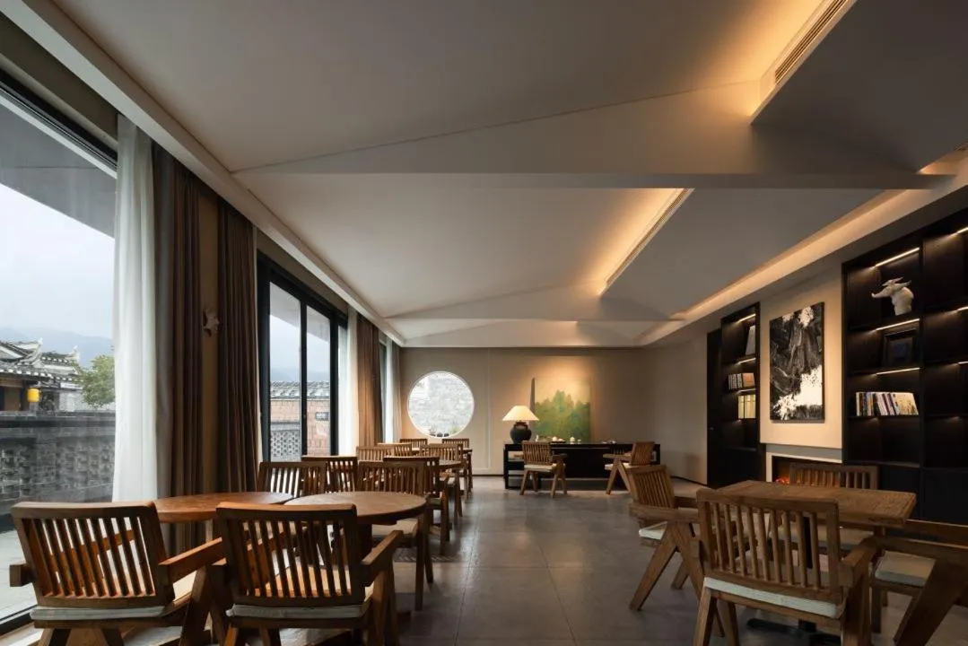 Seating area in Phoenix Hall House Hotel