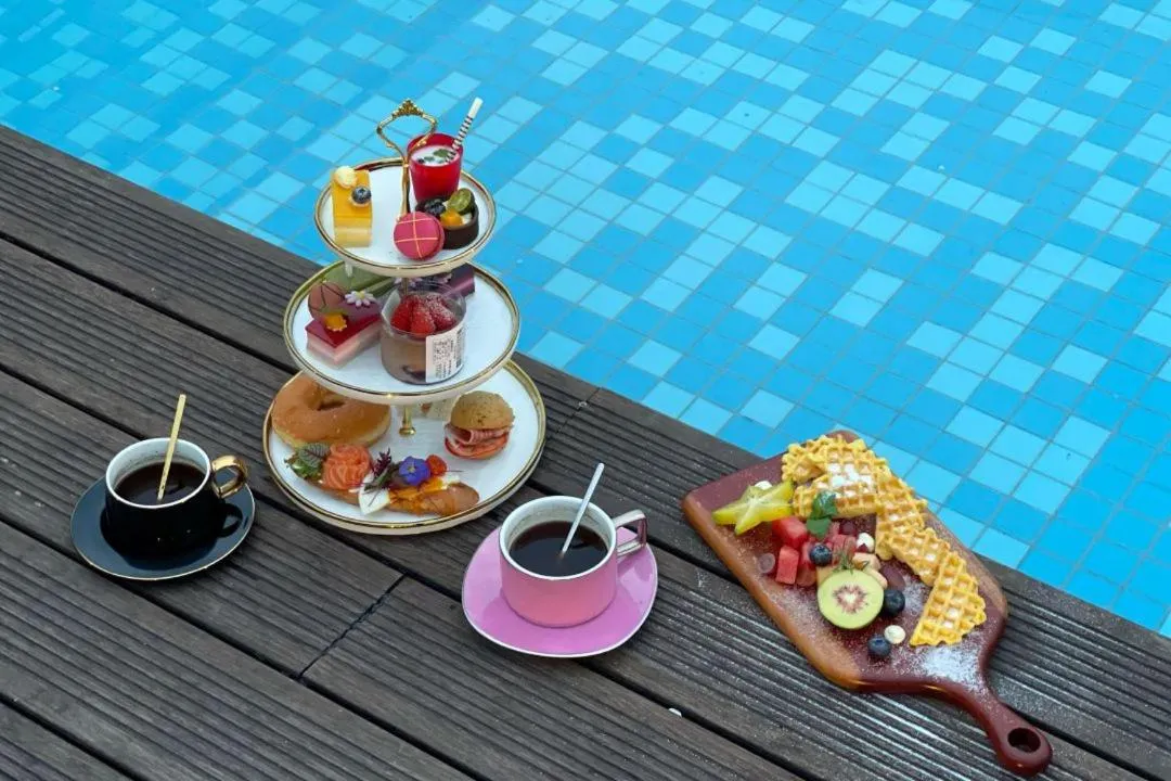 Food and drinks in Phoenix Hall House Hotel