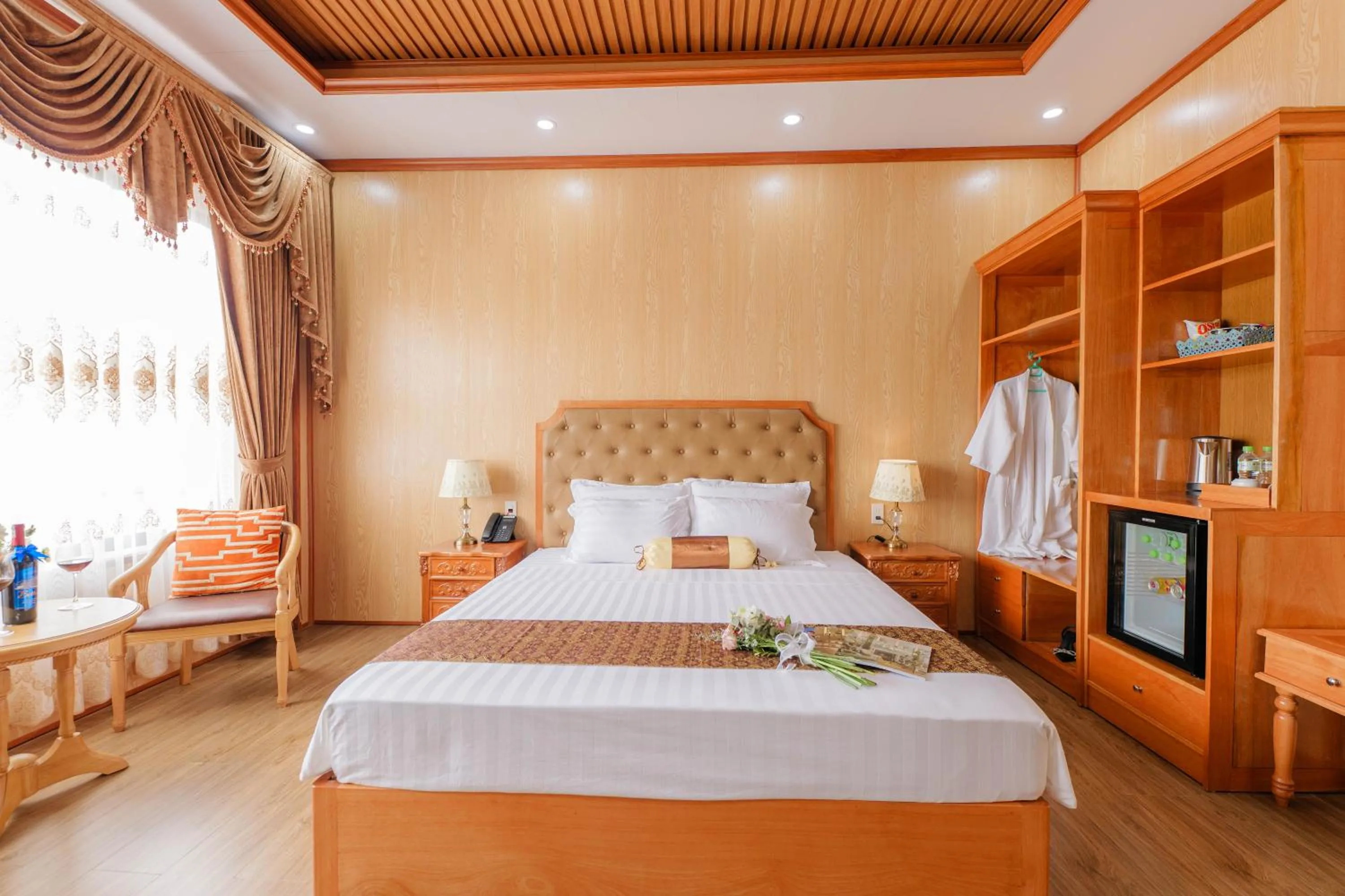 Bedroom, Bed in Tuan Nam Hotel