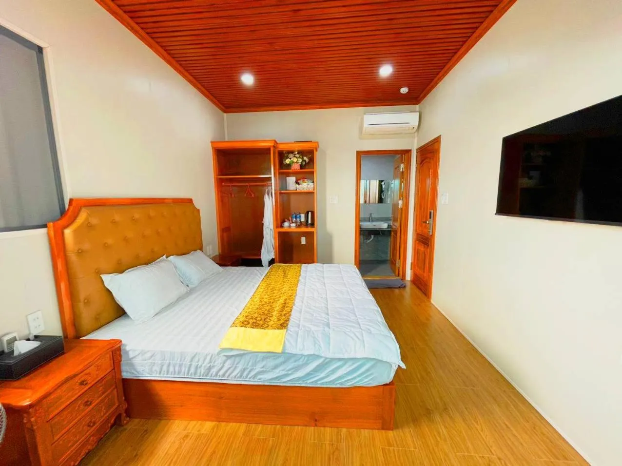 Bed in Tuan Nam Hotel