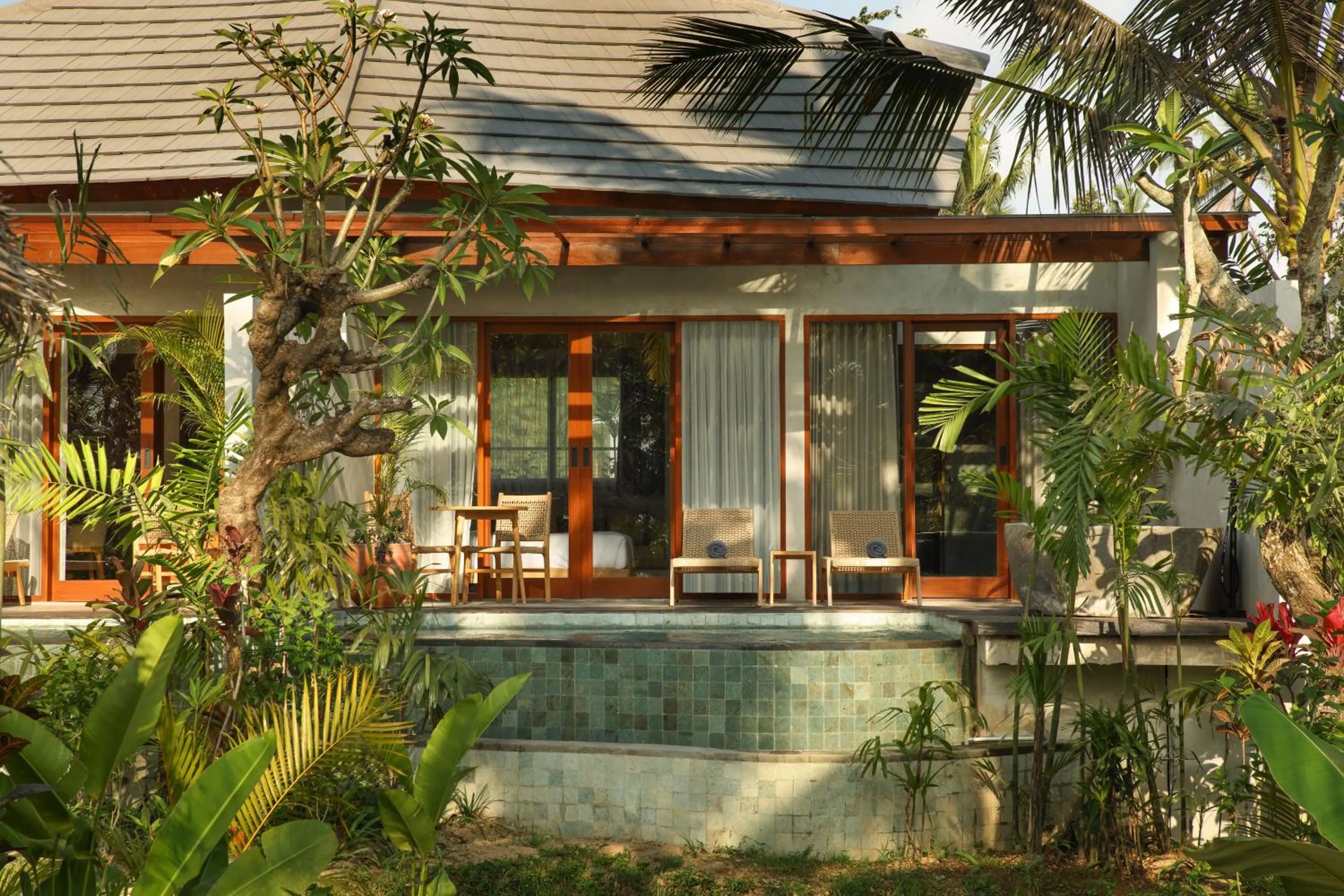 Property building in Inara Alas Harum