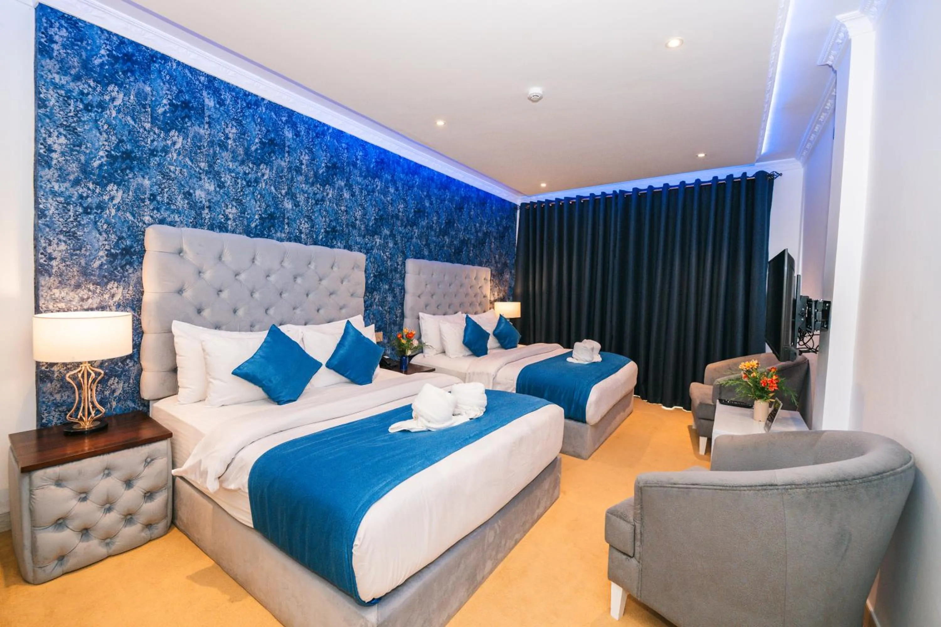 Photo of the whole room, Bed in Baron Luxury Boutique