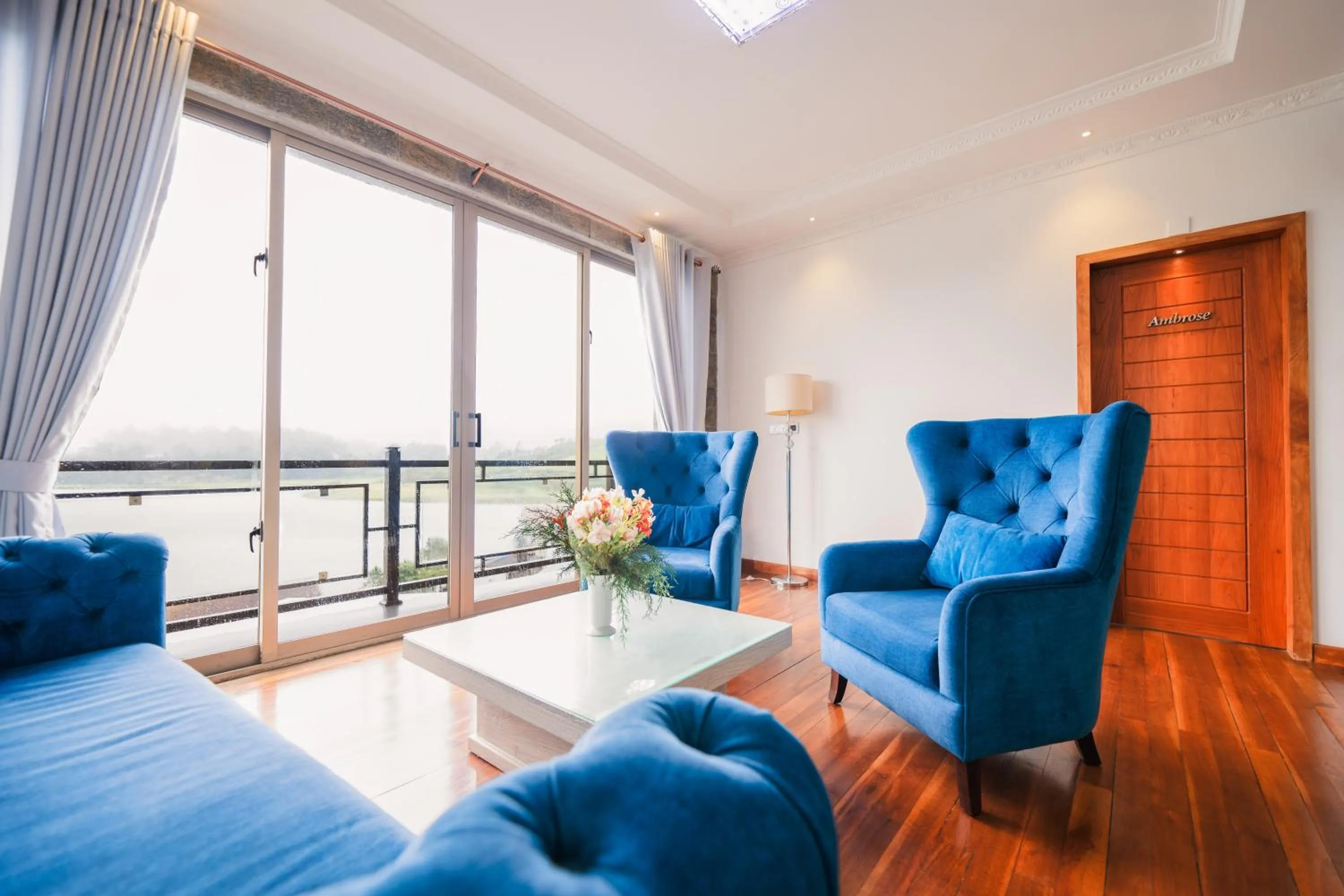 Lobby or reception in Baron Luxury Boutique