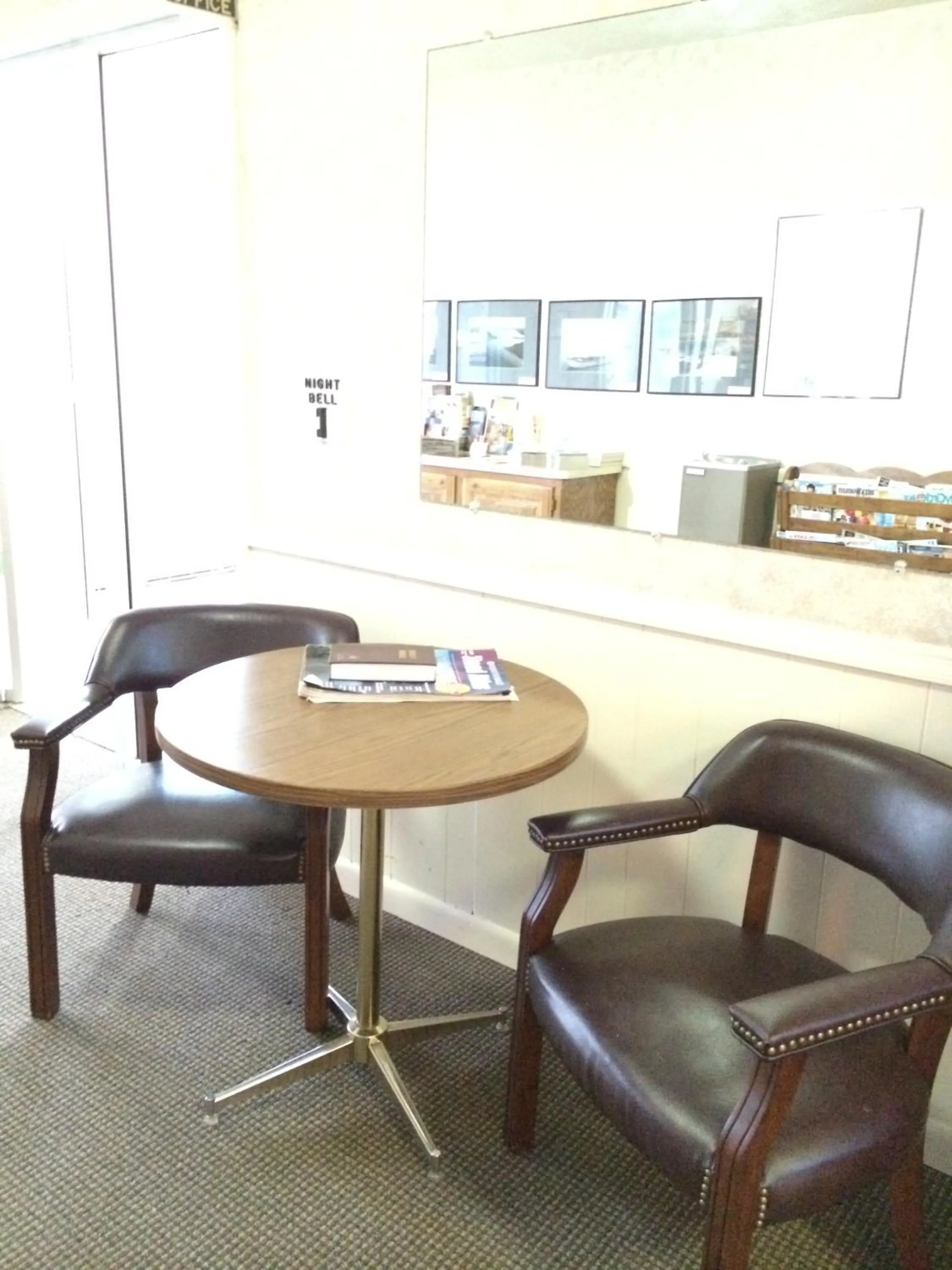 Decorative detail in Island Inn