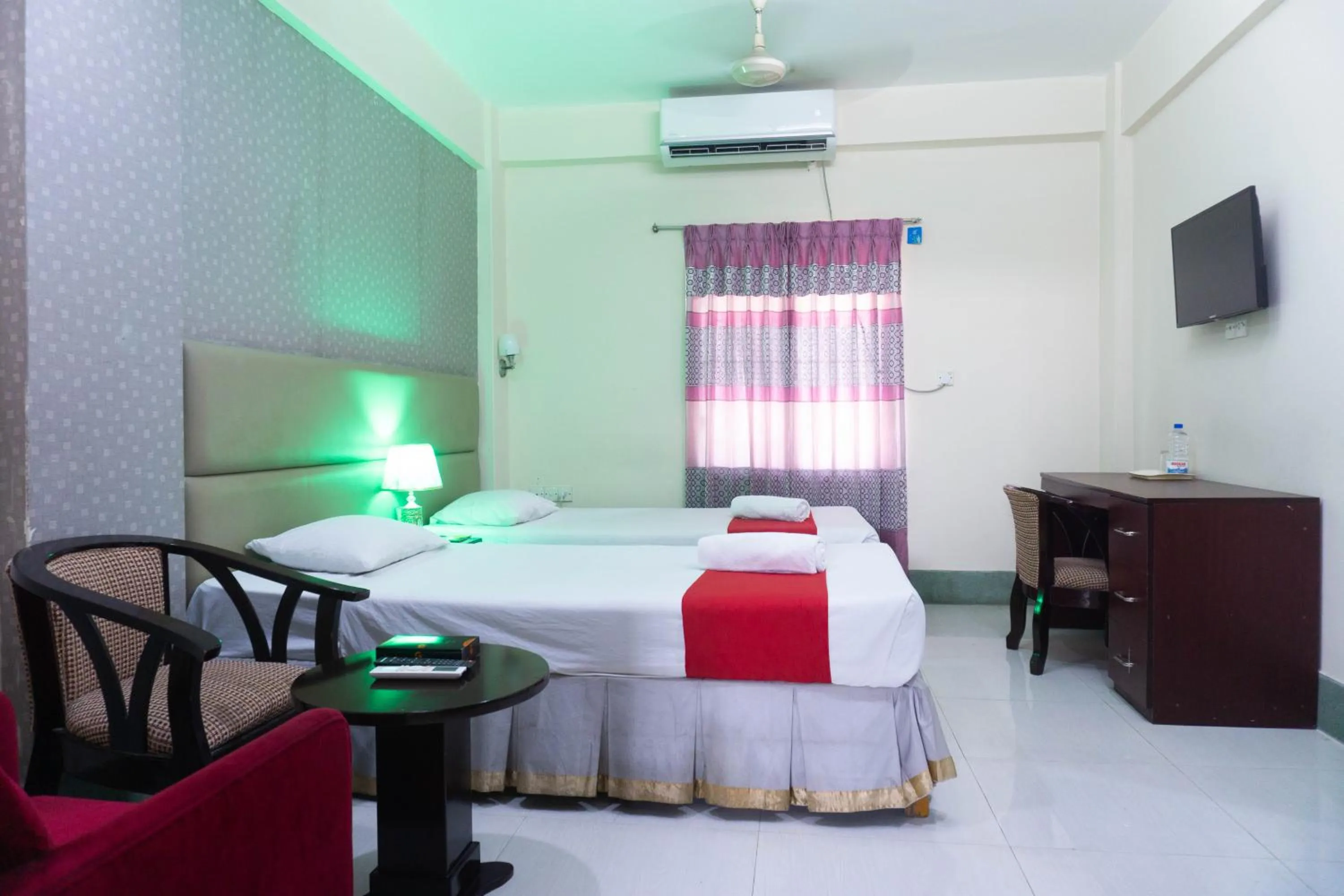 Bed in Hotel Golden Inn Chattagram Ltd