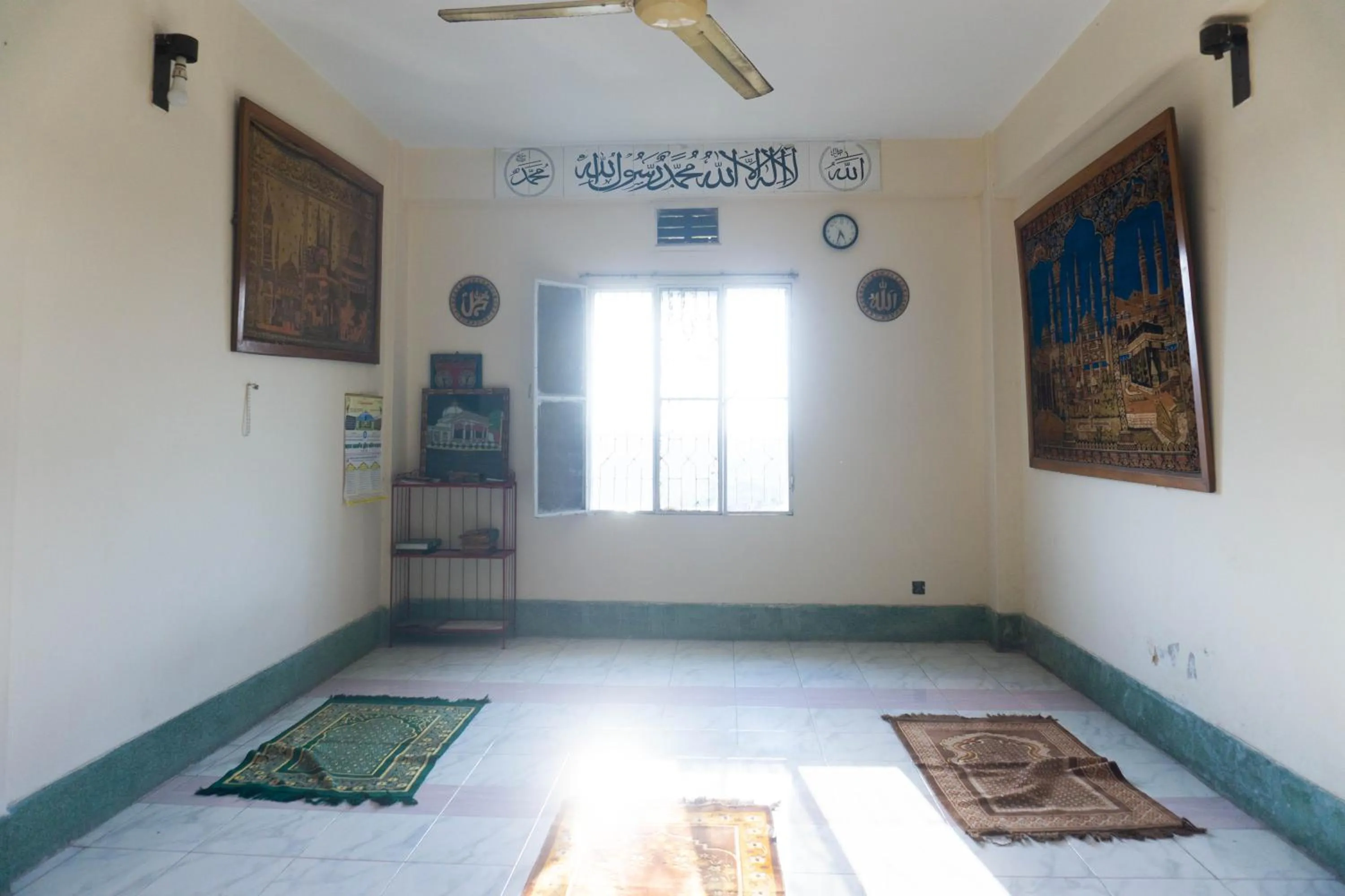 Area and facilities in Hotel Golden Inn Chattagram Ltd