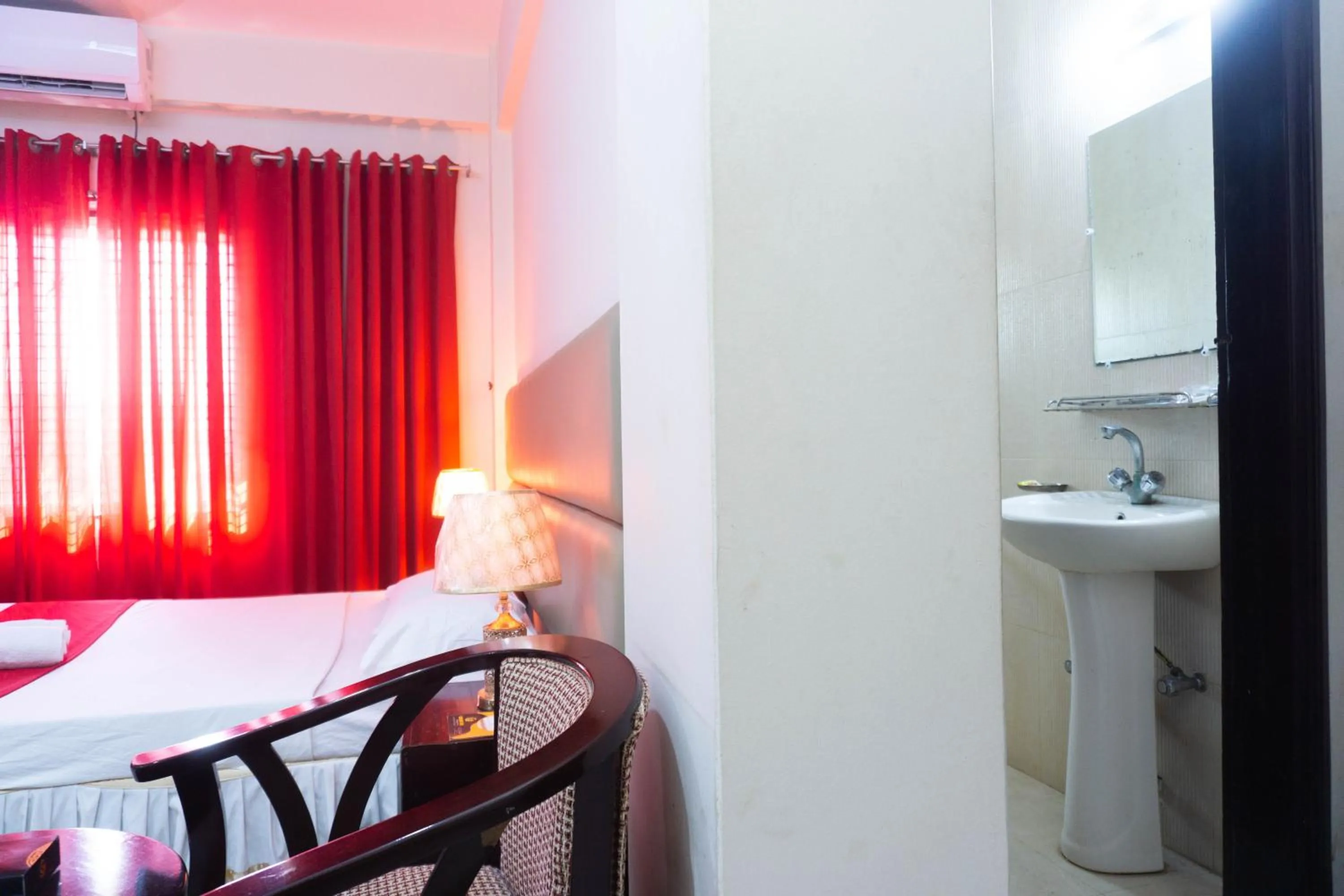 Bed in Hotel Golden Inn Chattagram Ltd