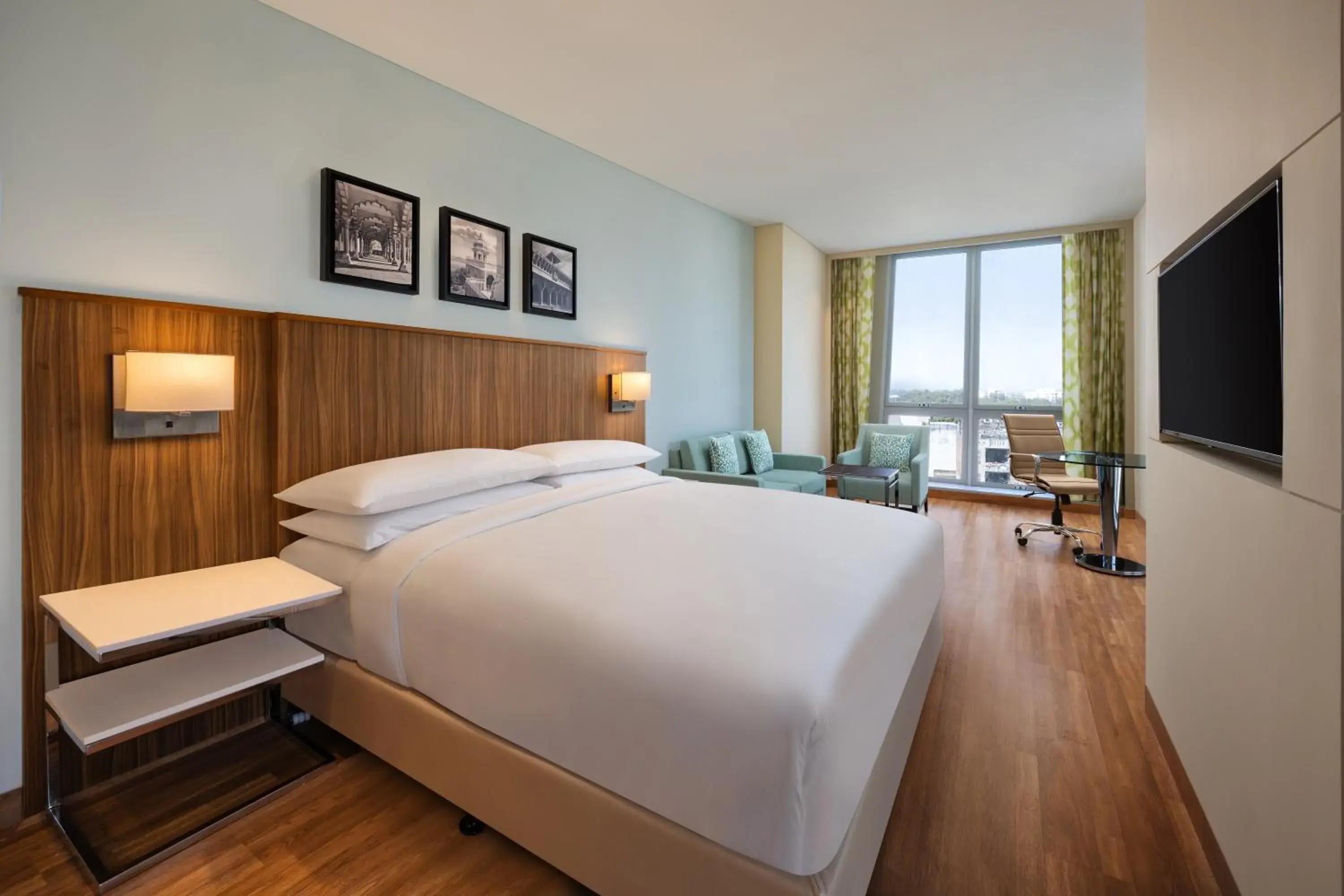 King Suite with Sofa Bed & 20% off on Food & Beverages and 2 pieces of ironing daily in Fairfield by Marriott Agra King Suite with Sofa Bed & 20% off on Food & Beverages and 2 pieces of ironing daily in Fairfield by Marriott Agra