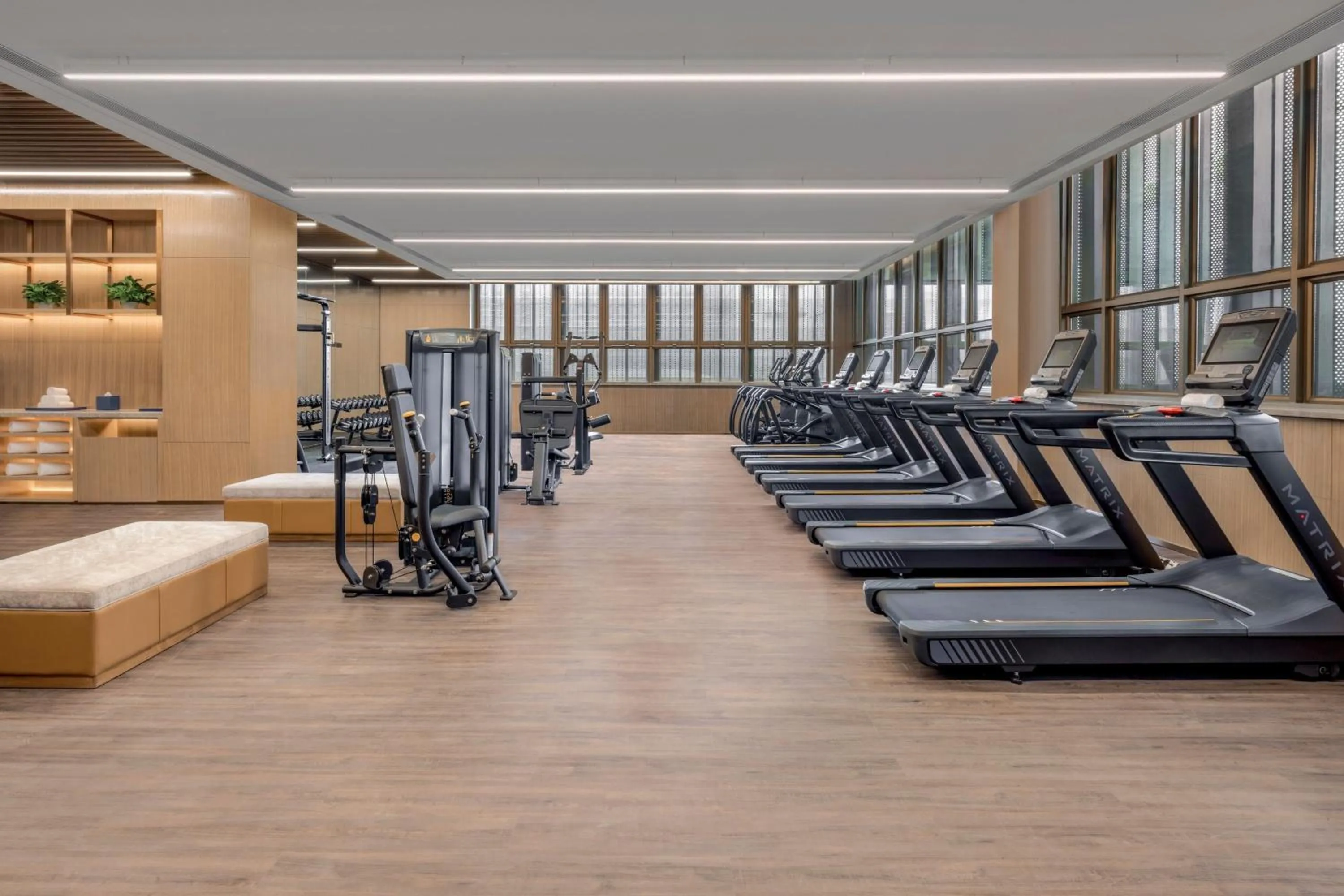Fitness centre/facilities in Four Points by Sheraton Guangzhou, Baiyun