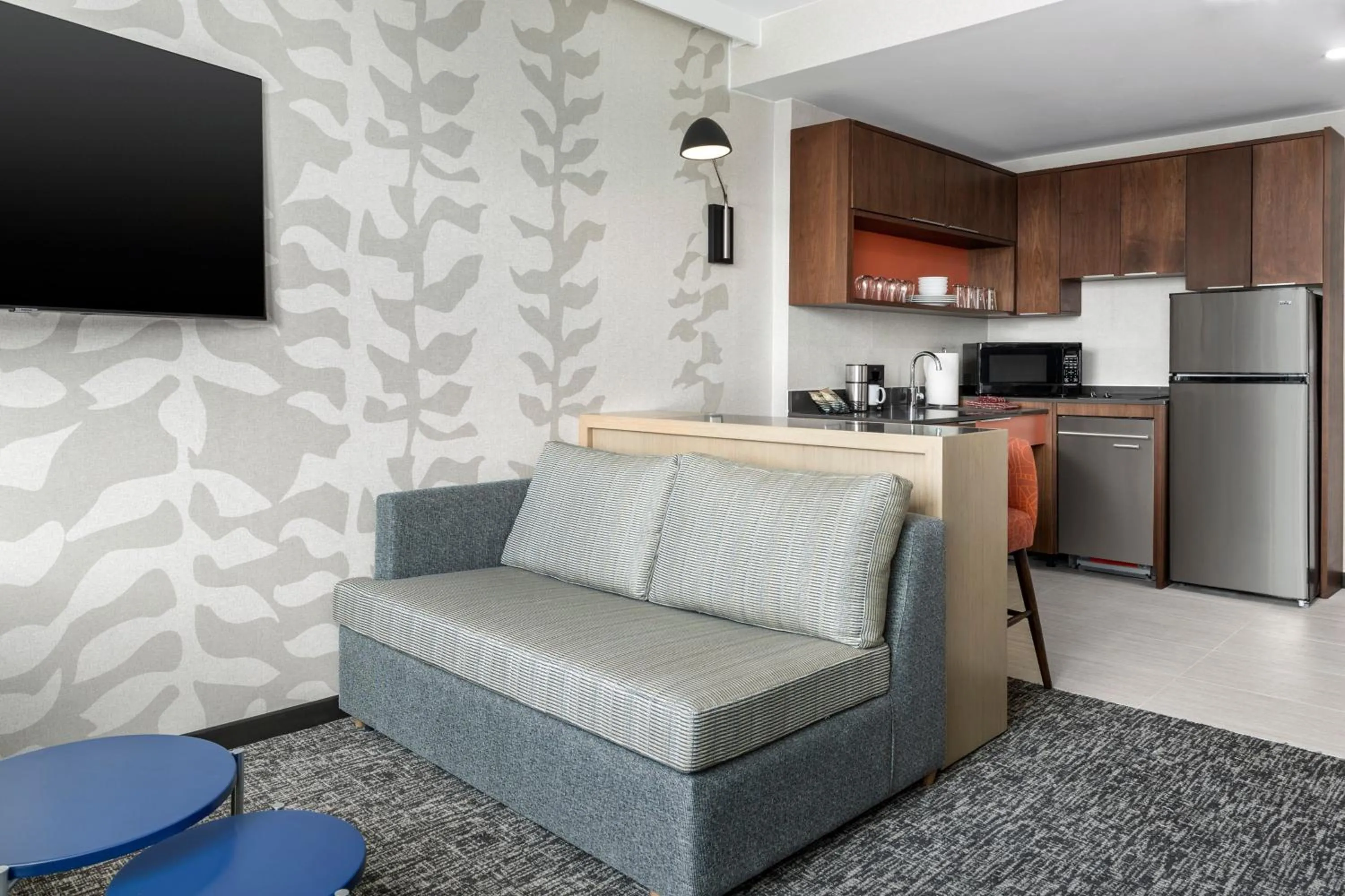 Living room in Residence Inn by Marriott New York Queens