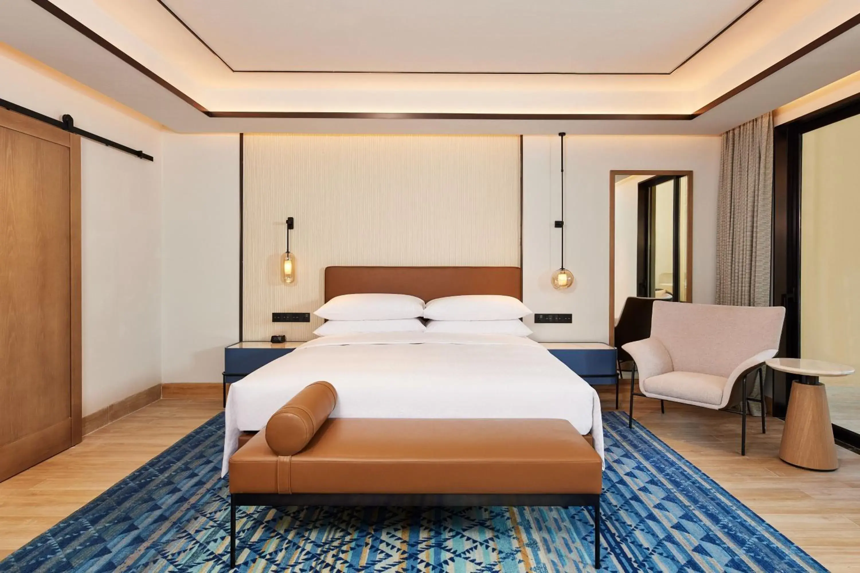 Superior King Room with Balcony and Garden View in Four Points by Sheraton Hainan, Qiongzhong Superior King Room with Balcony and Garden View in Four Points by Sheraton Hainan, Qiongzhong