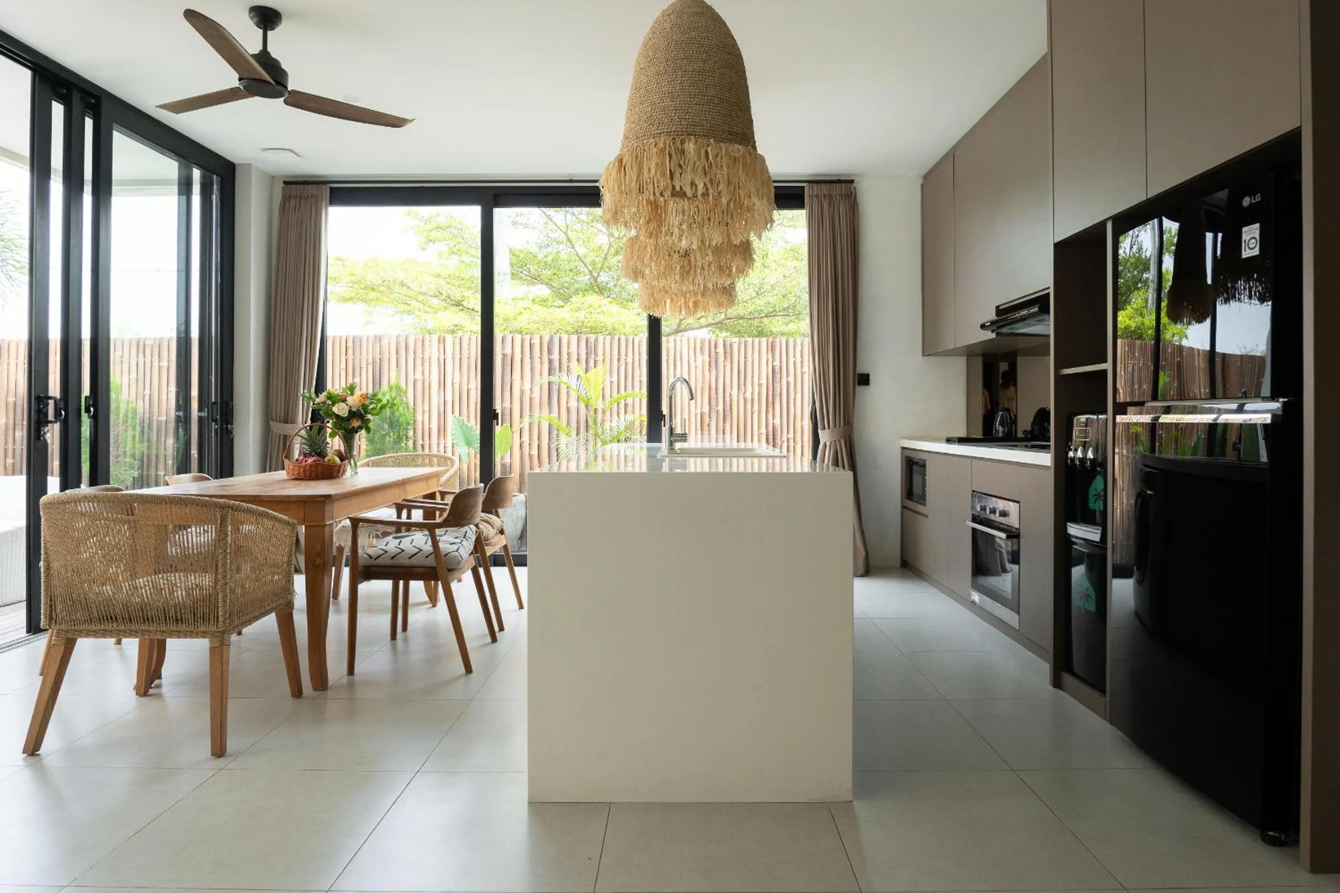 Kitchen or kitchenette in KAMMARA VILLA - Bali Invest Club