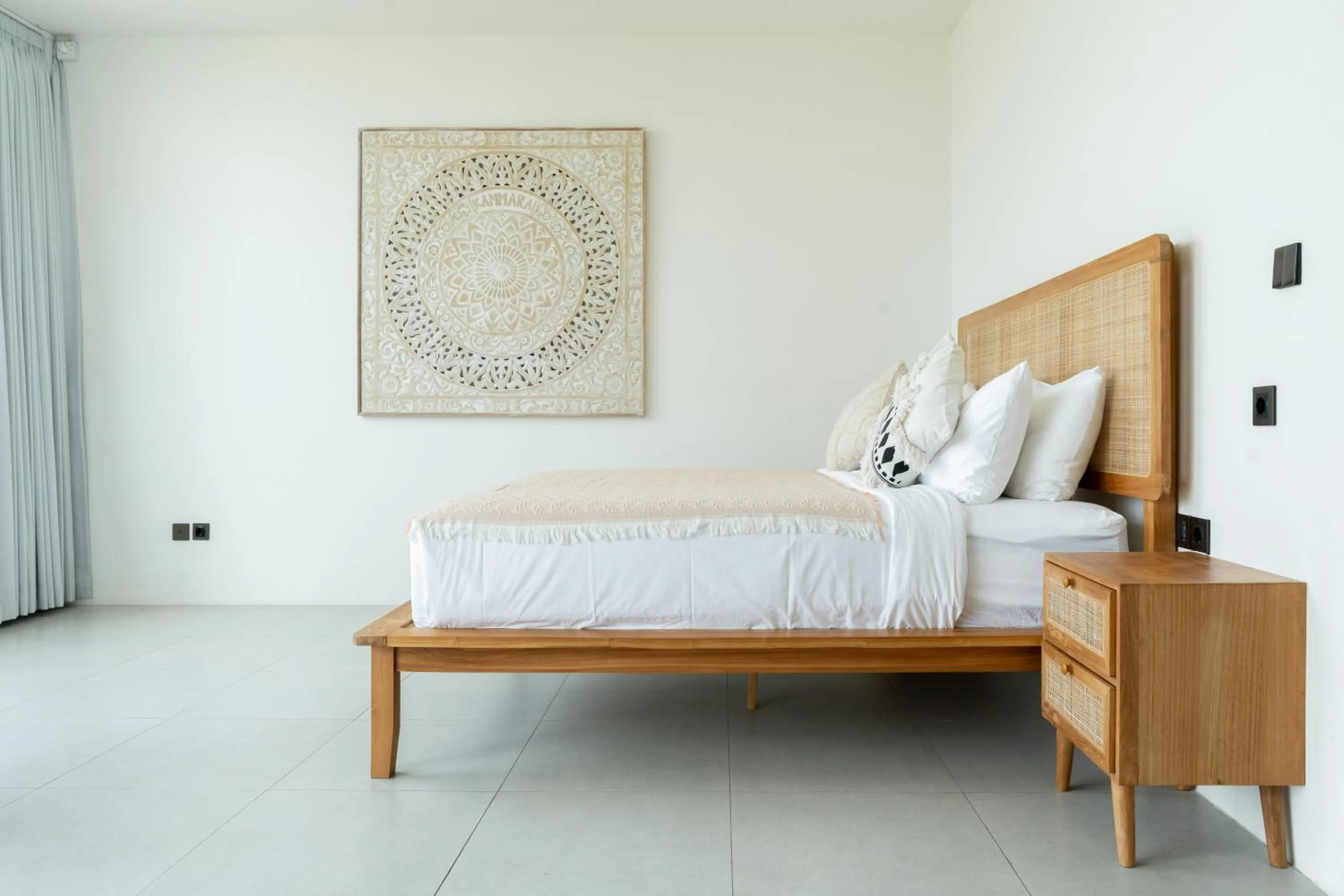 Bed in KAMMARA VILLA - Bali Invest Club