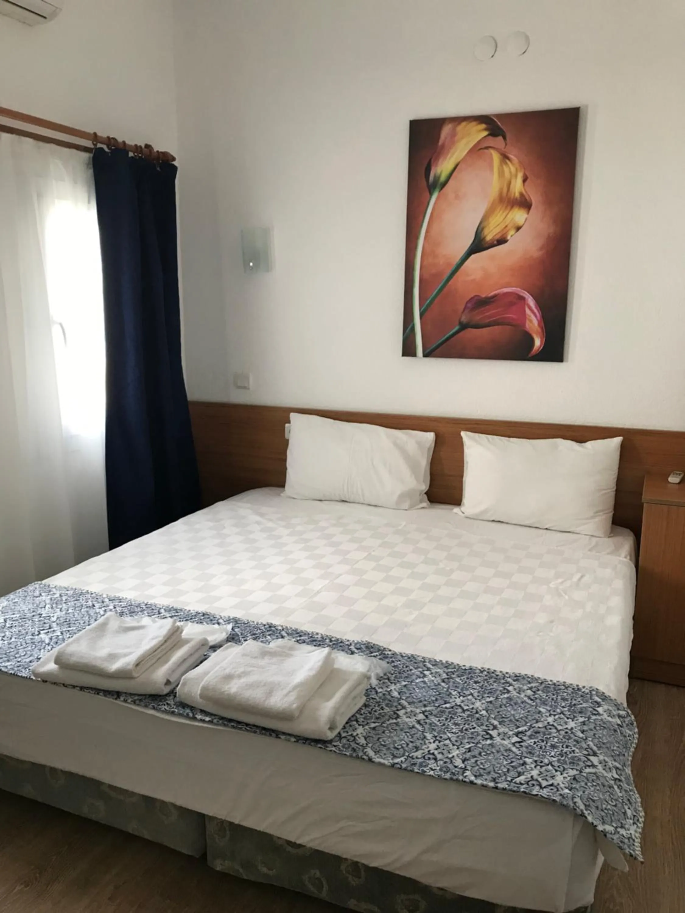 Photo of the whole room, Bed in Tay Pansiyon