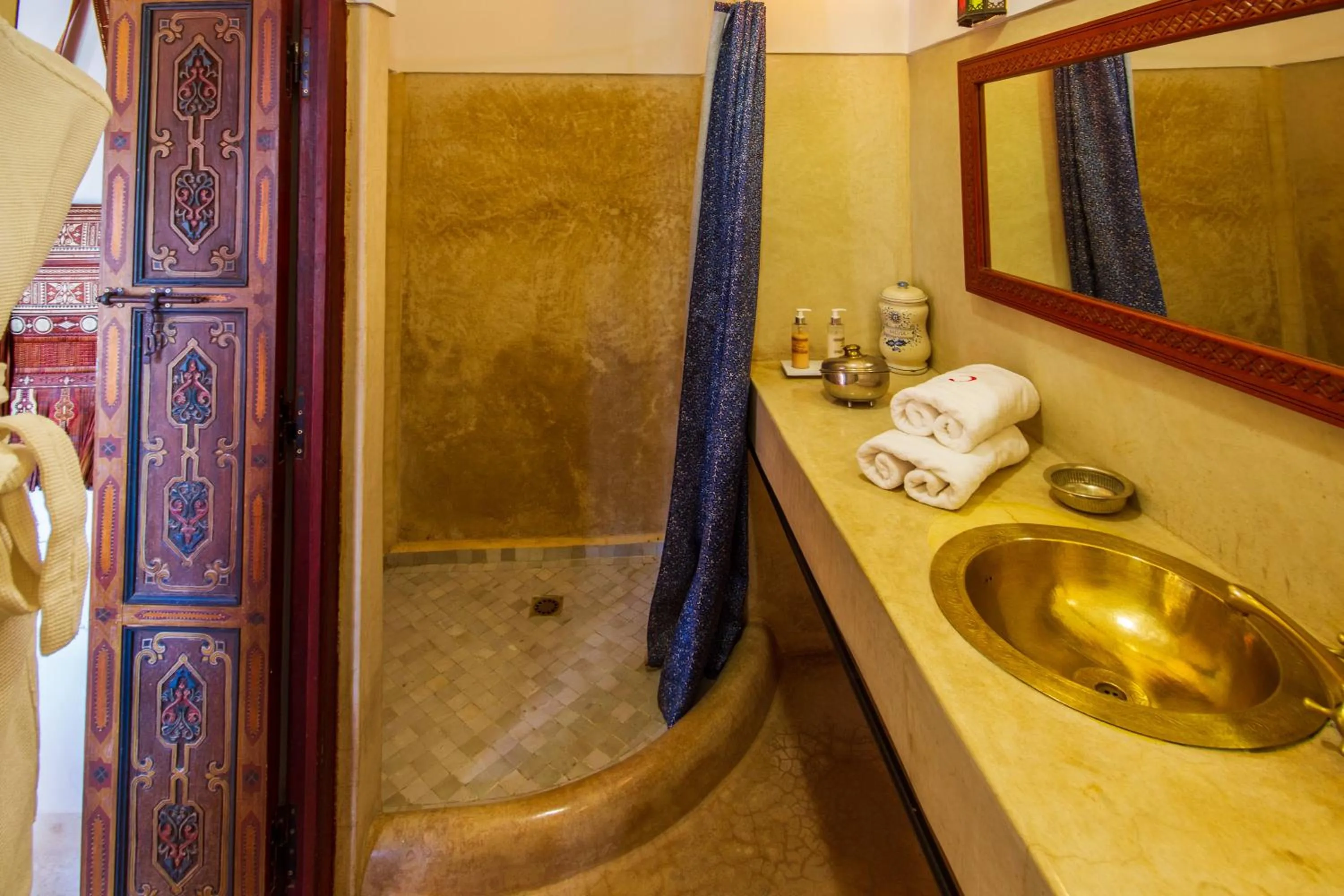 Bathroom in Riad Dombaraka